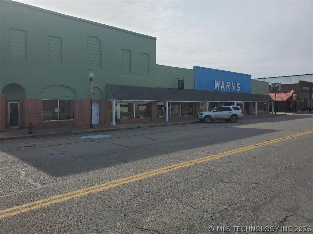 507 W Broadway Street — photo