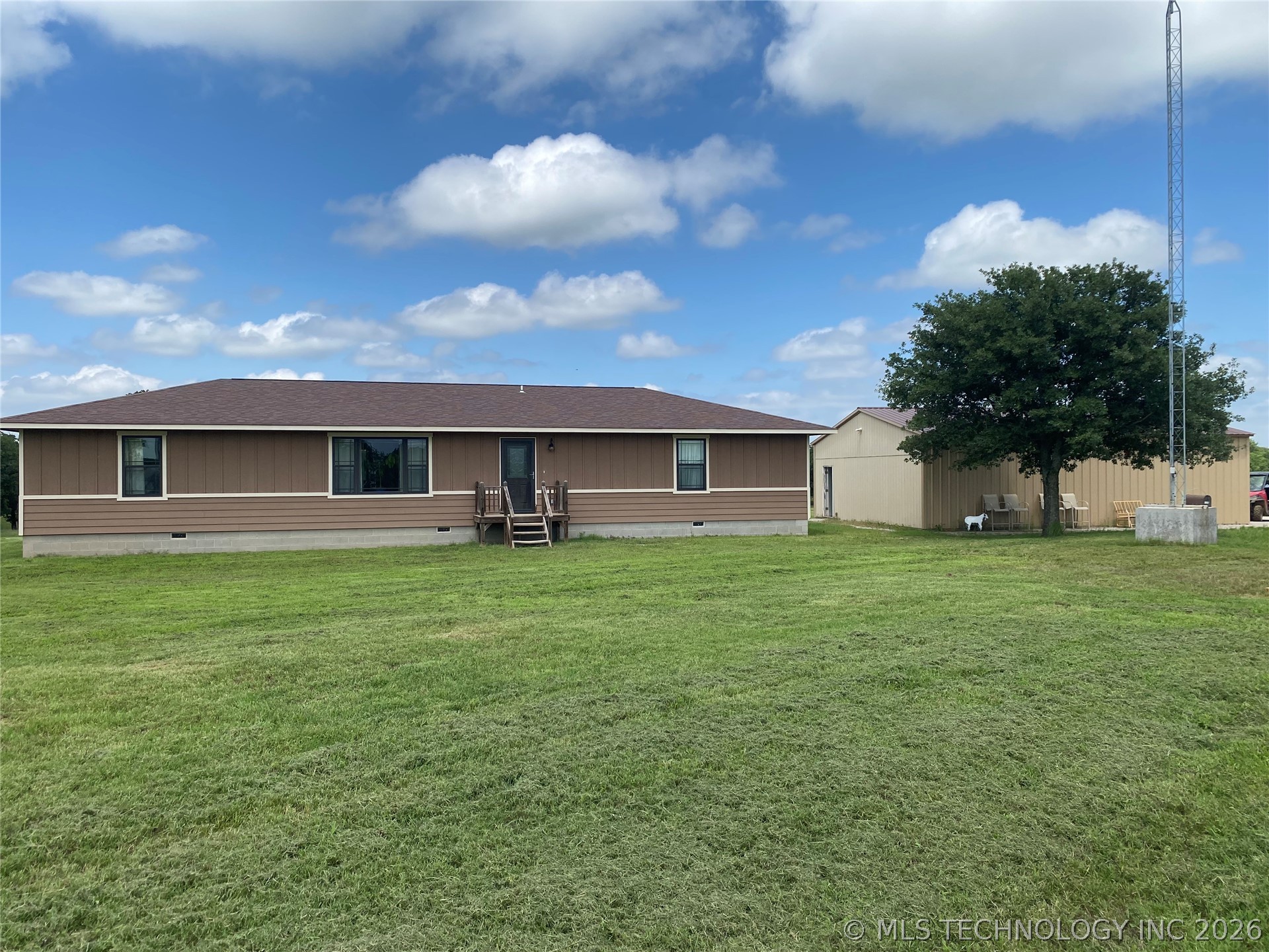 2216 Bristol Road — photo