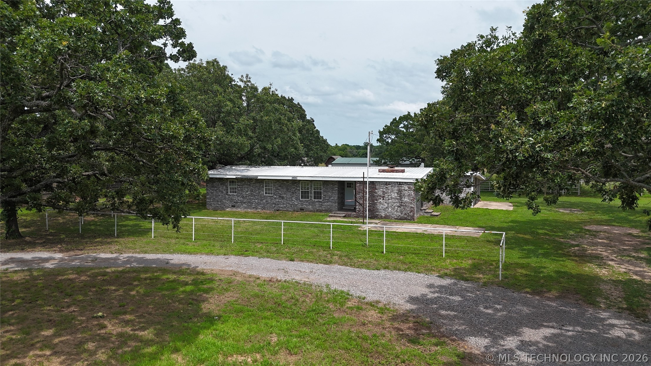 15188 Hwy 82 — photo