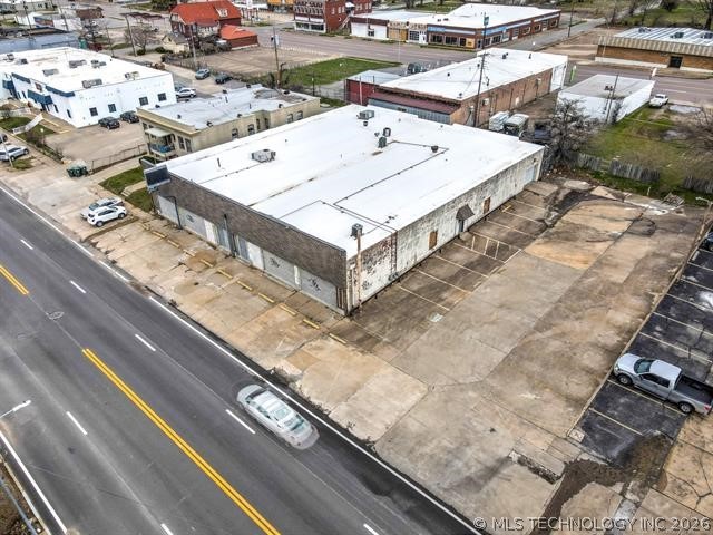 800 W Okmulgee Street — photo