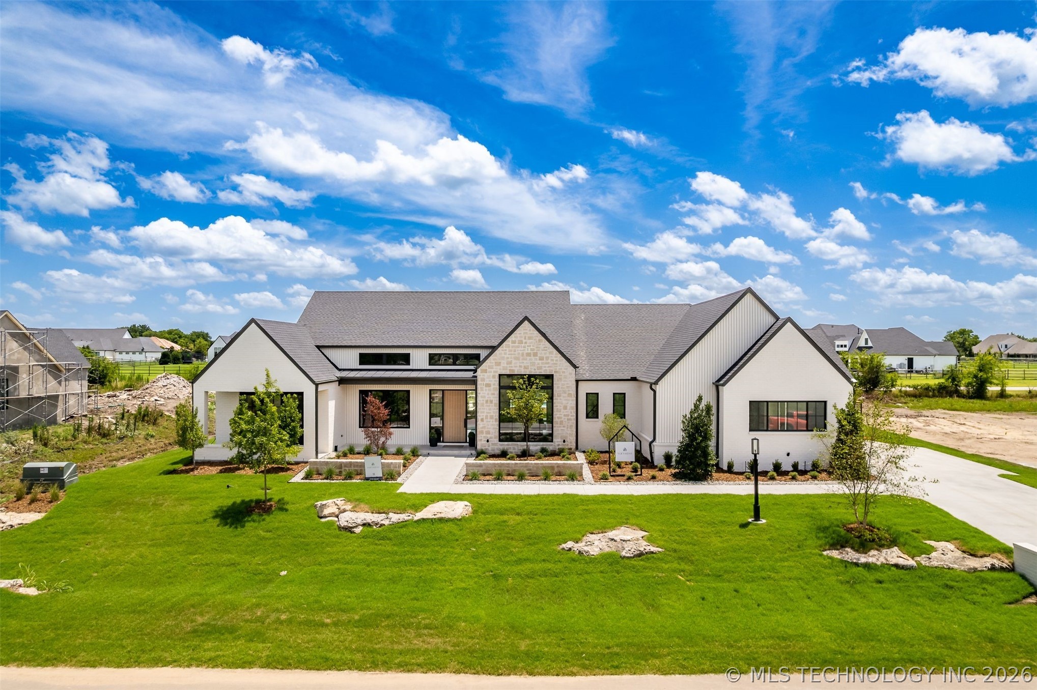 17254 E White Tail Cove — photo