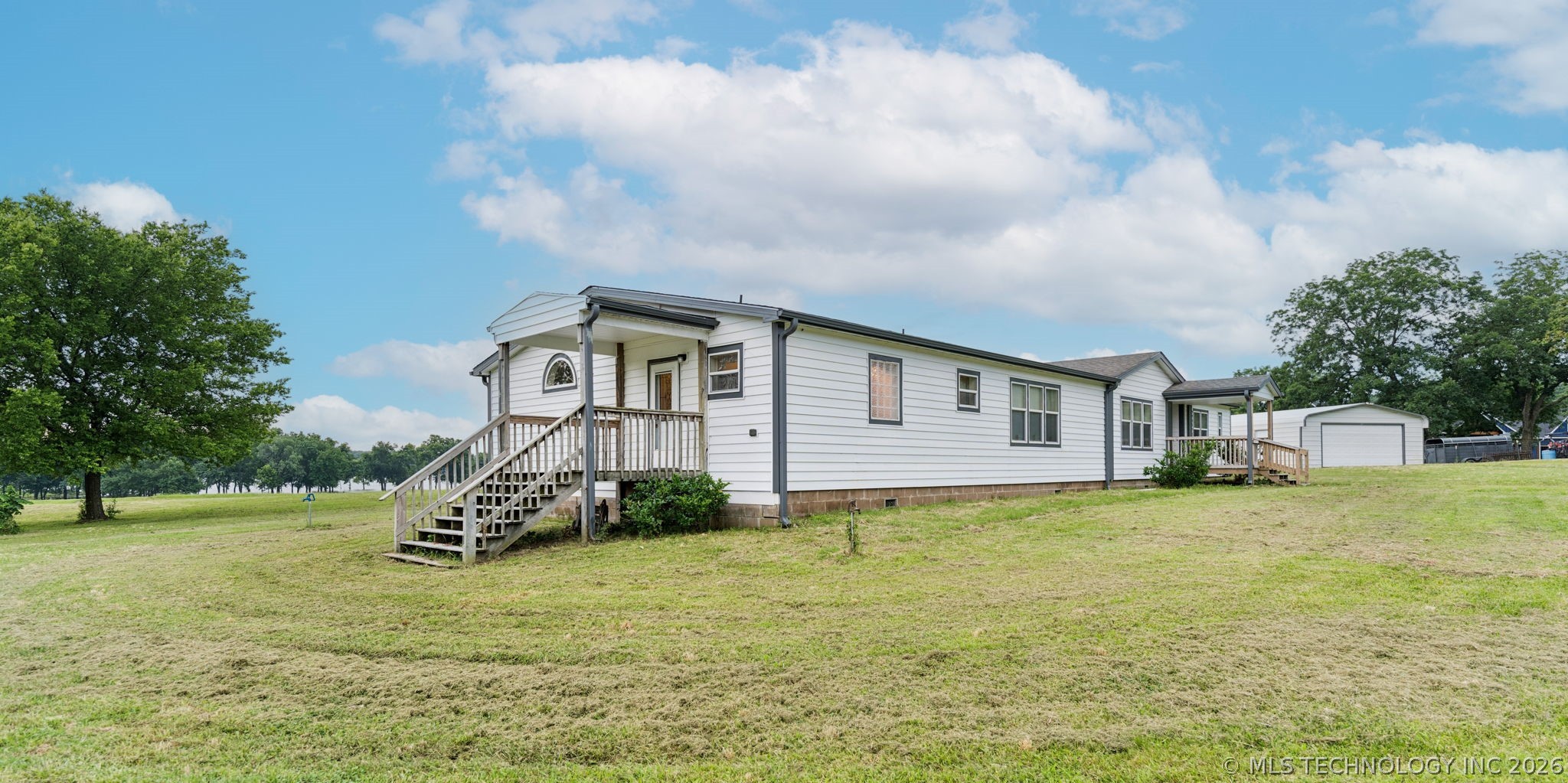 2128 E 4675, Pryor, OK 74361 — photo 2