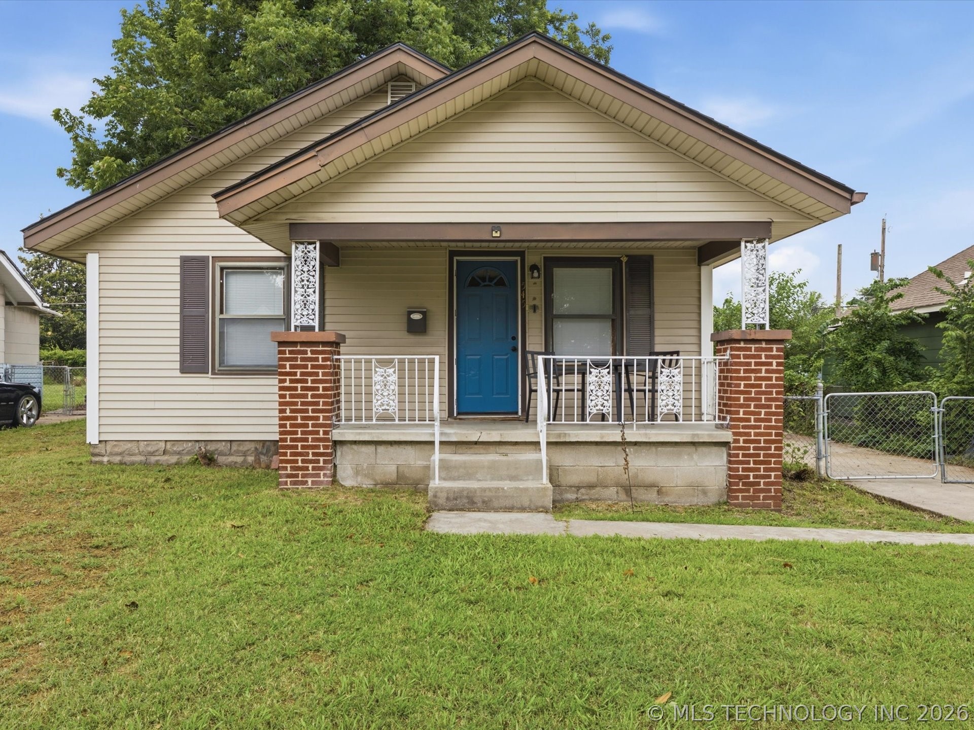 545 E Young Street, Tulsa, OK 74106 — photo 2