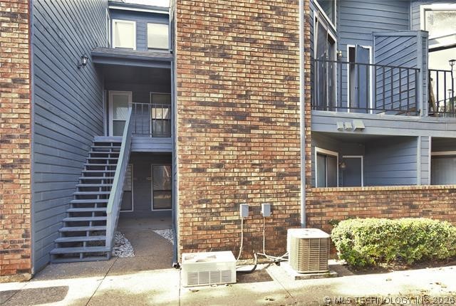 6737 S Peoria Avenue B216 — photo