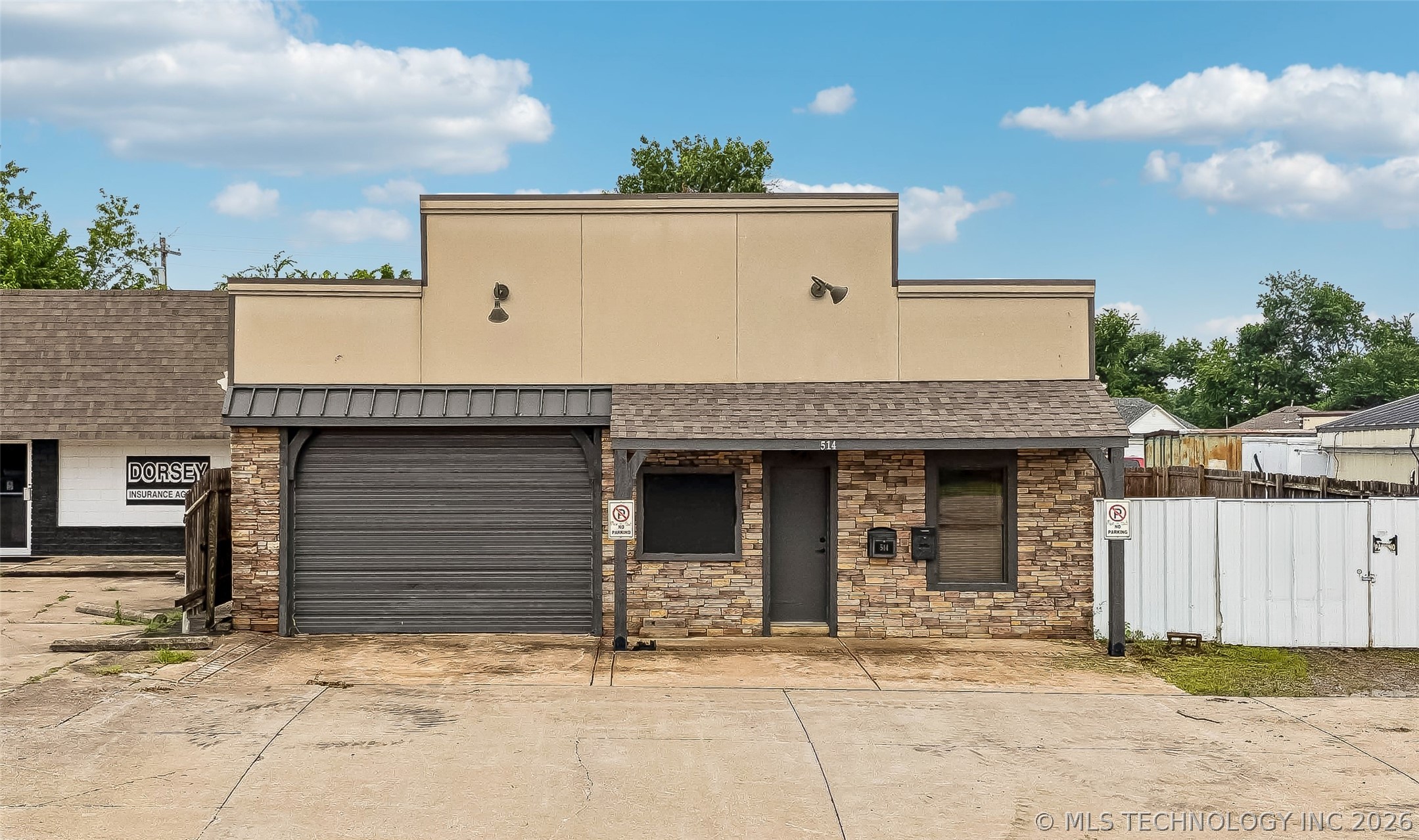 514 E Will Rogers Boulevard — photo