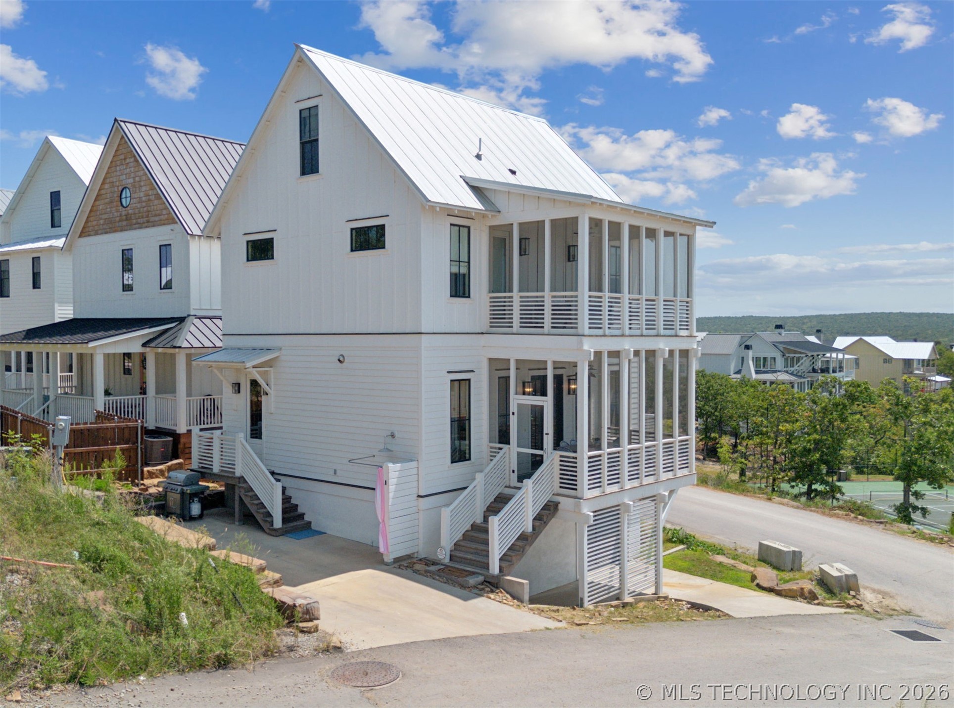 101 Lower Greenway — photo