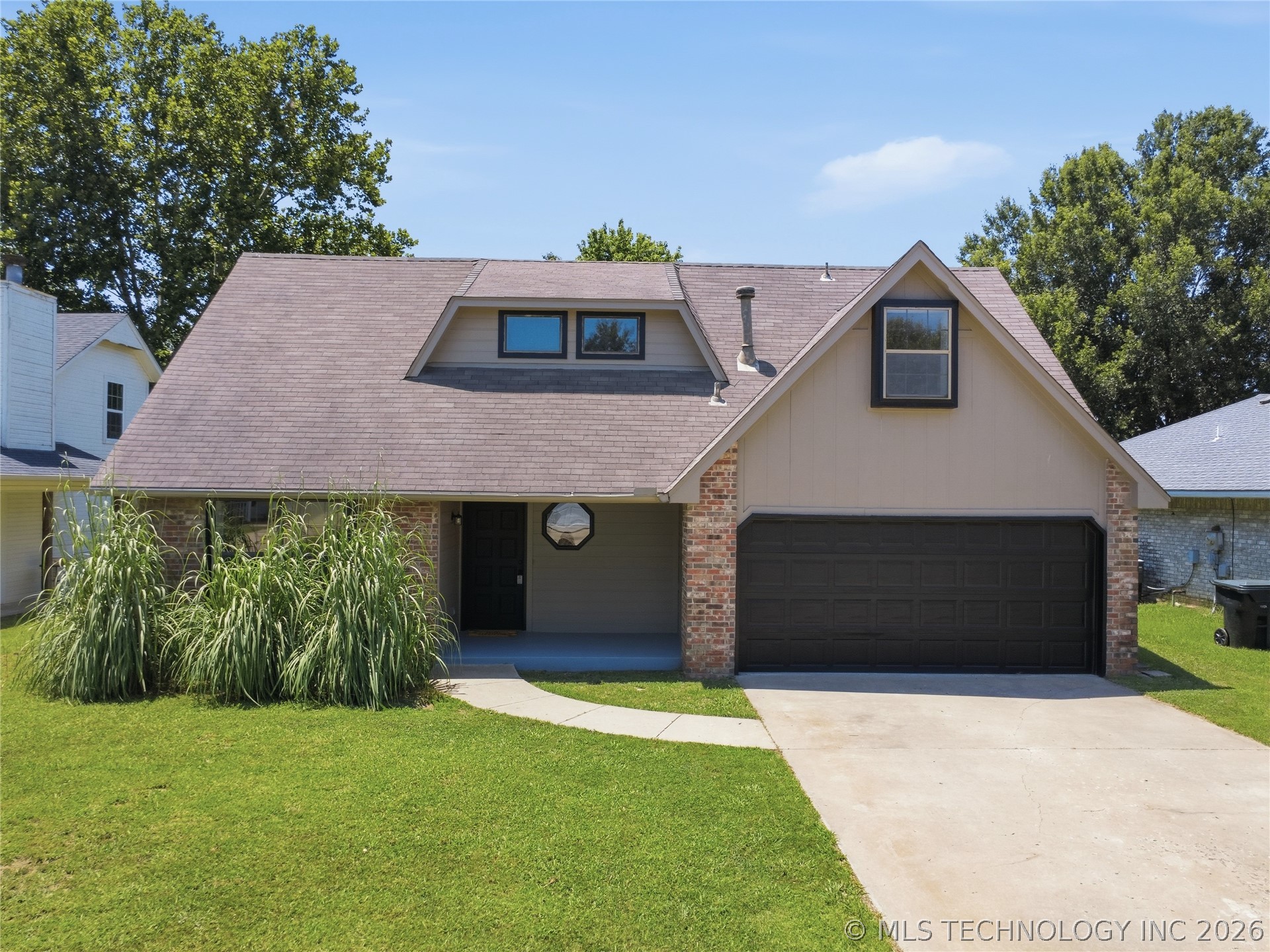 2007 S Missouri Court — photo