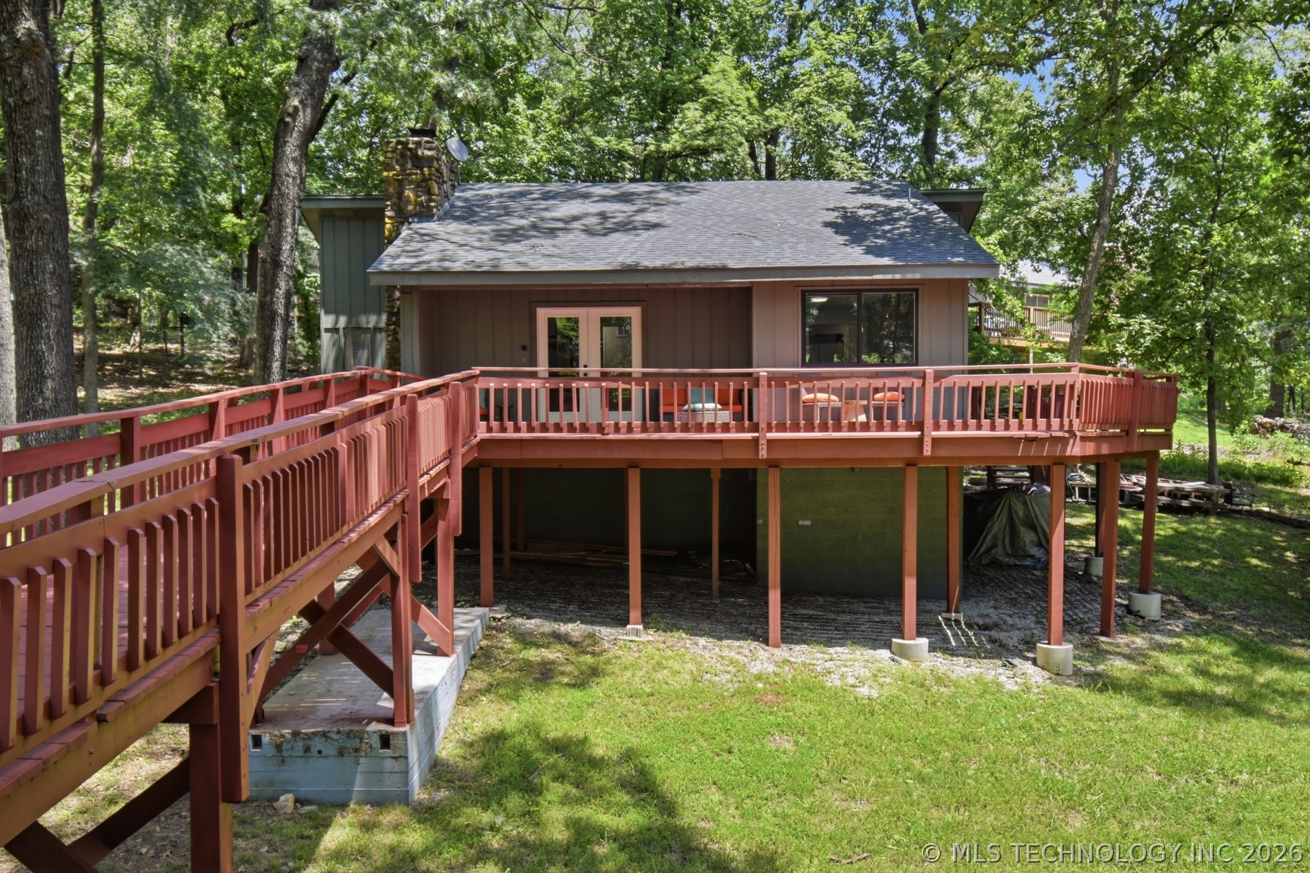 5 Marina Drive — photo