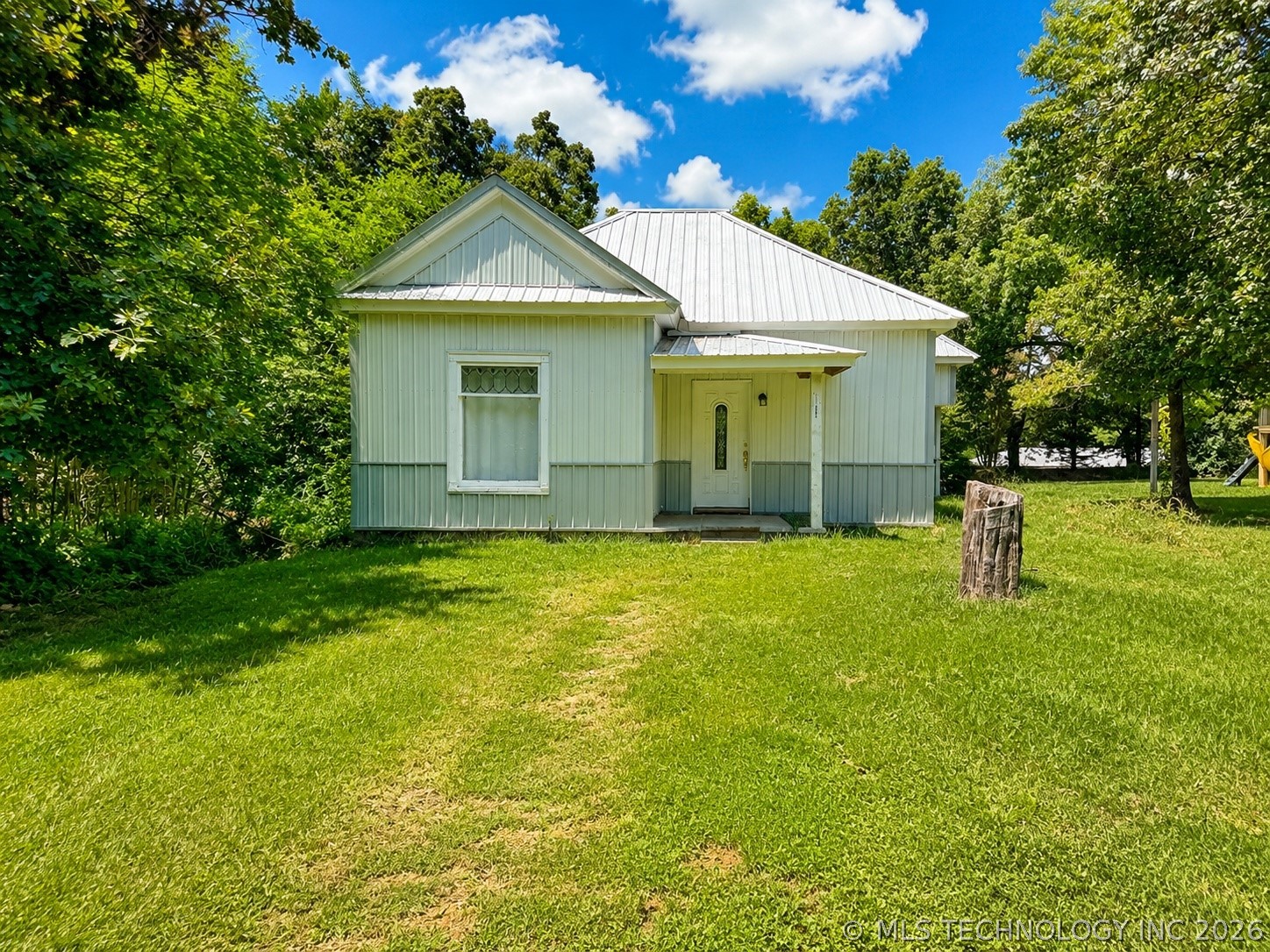 1103 Ida Way — photo