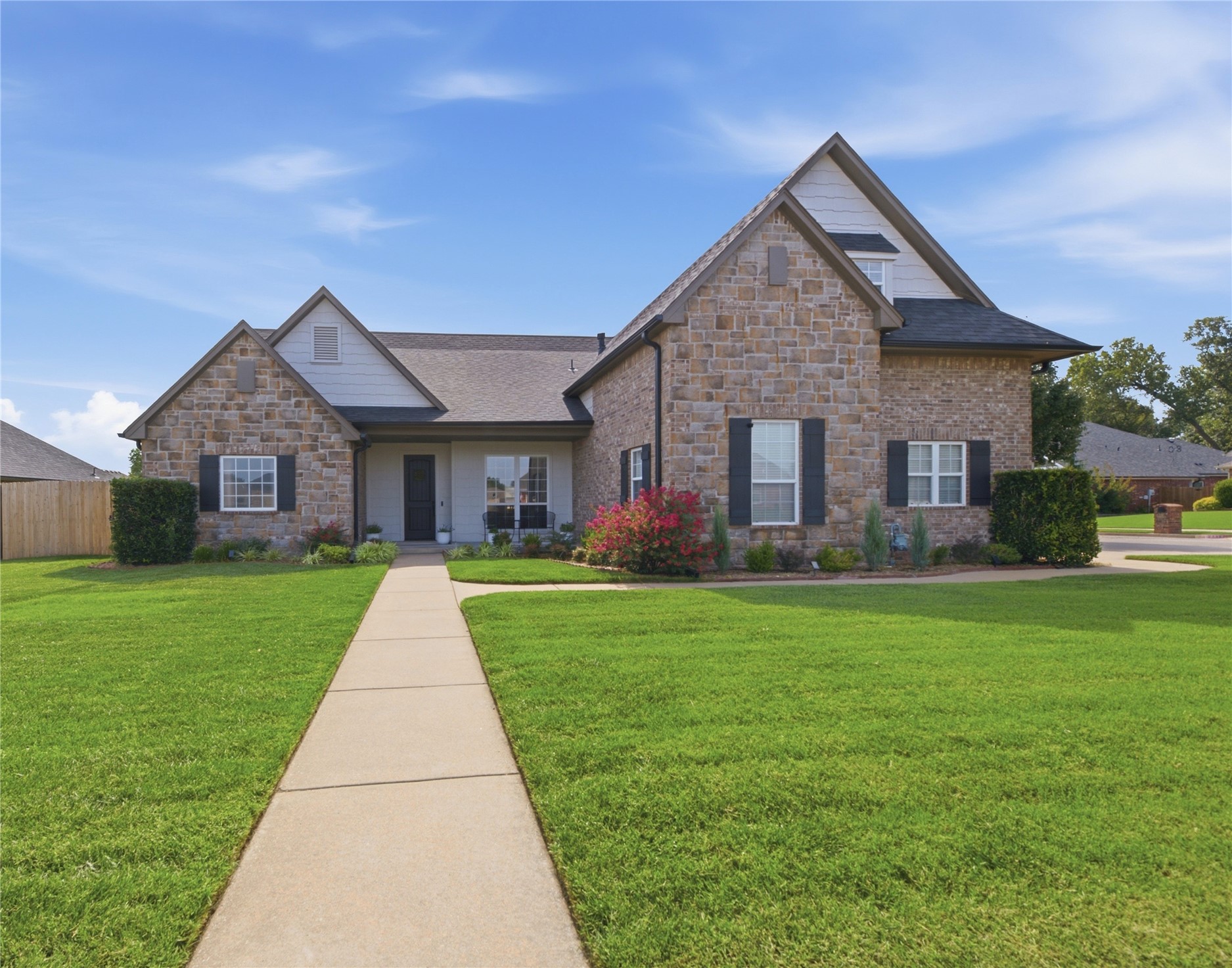 1012 Terri Drive — photo