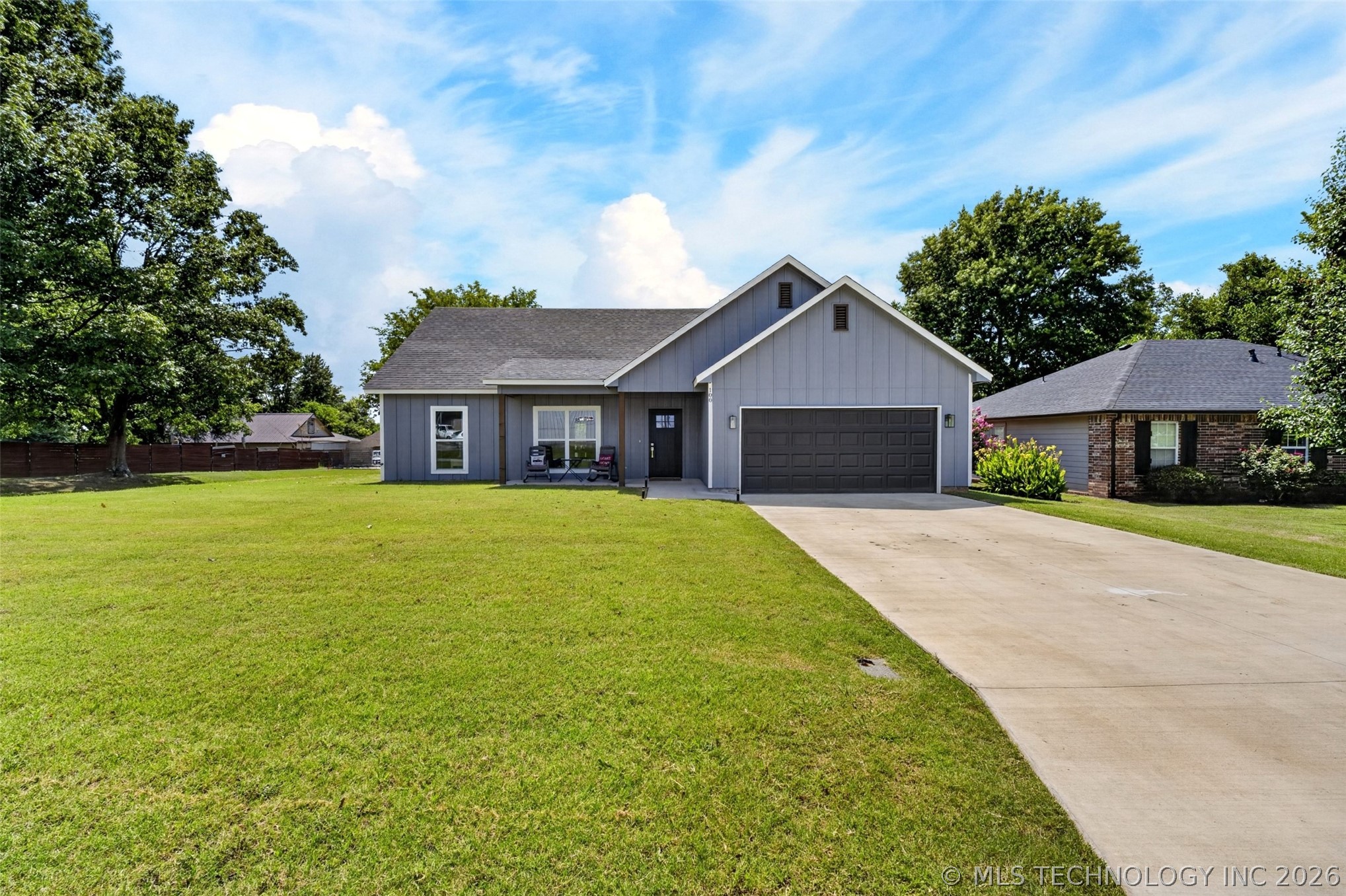 100 N Eufaula Avenue — photo