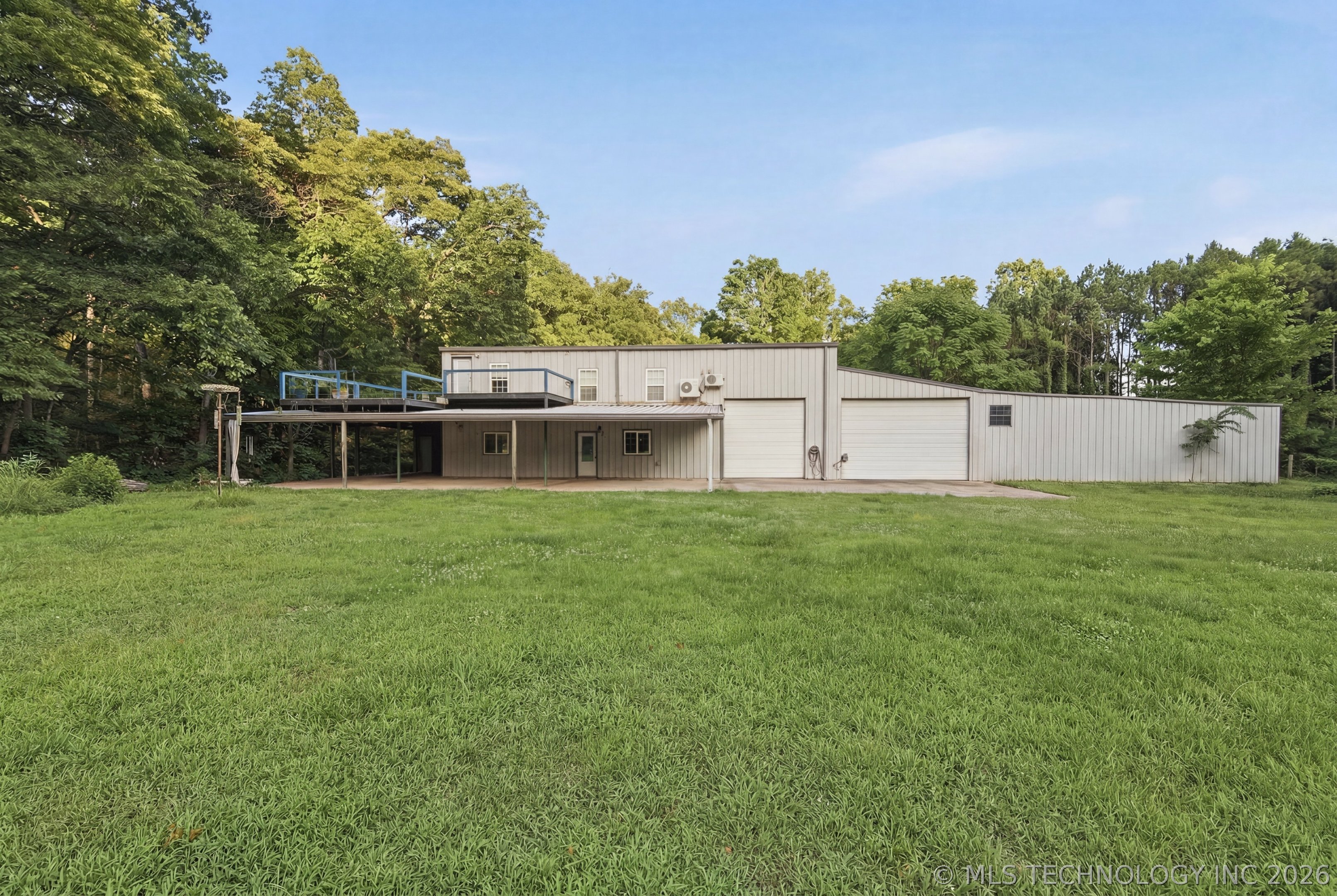 8049 N Highway 10 — photo