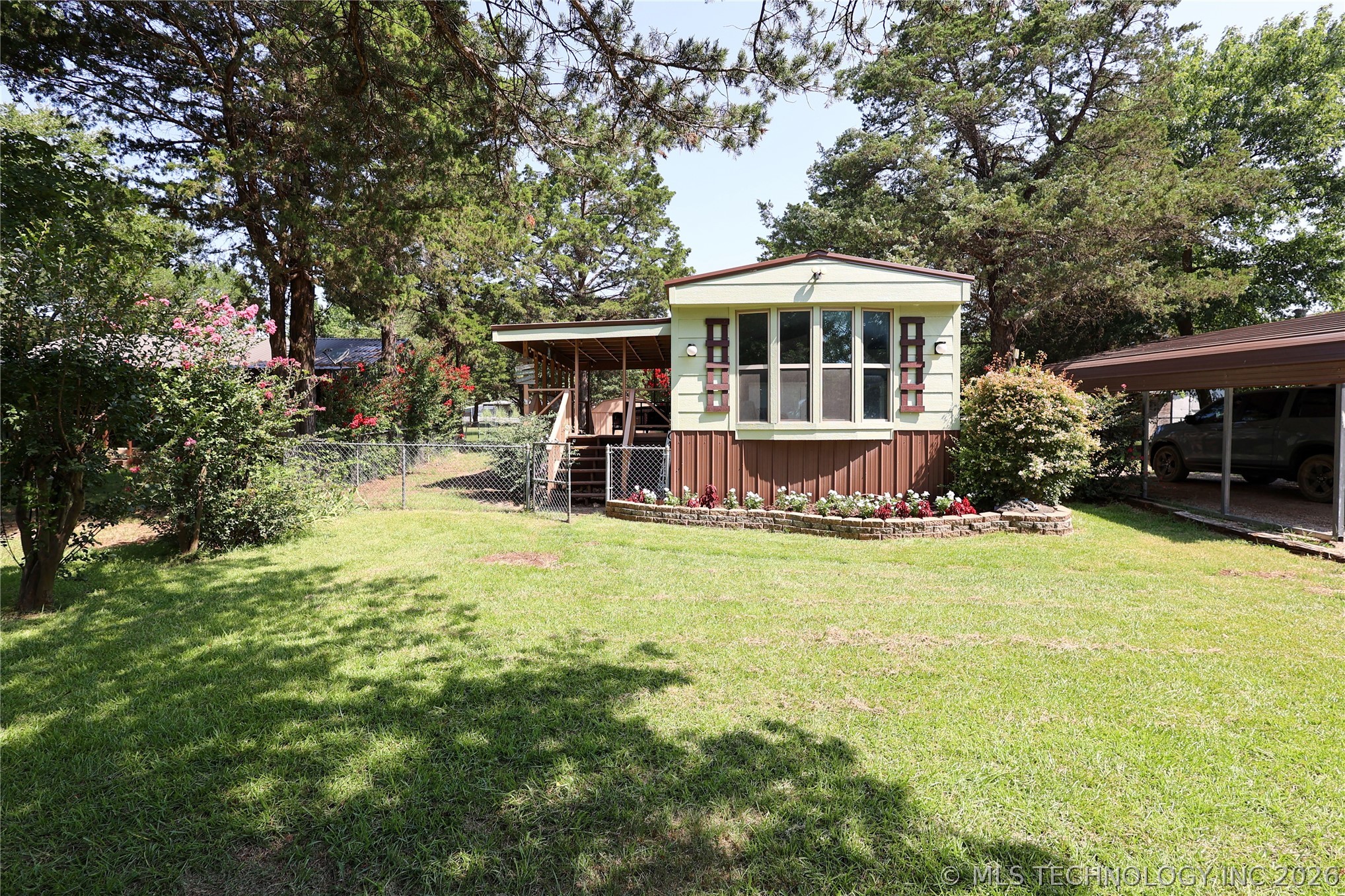 506 Five Lakes Drive — photo