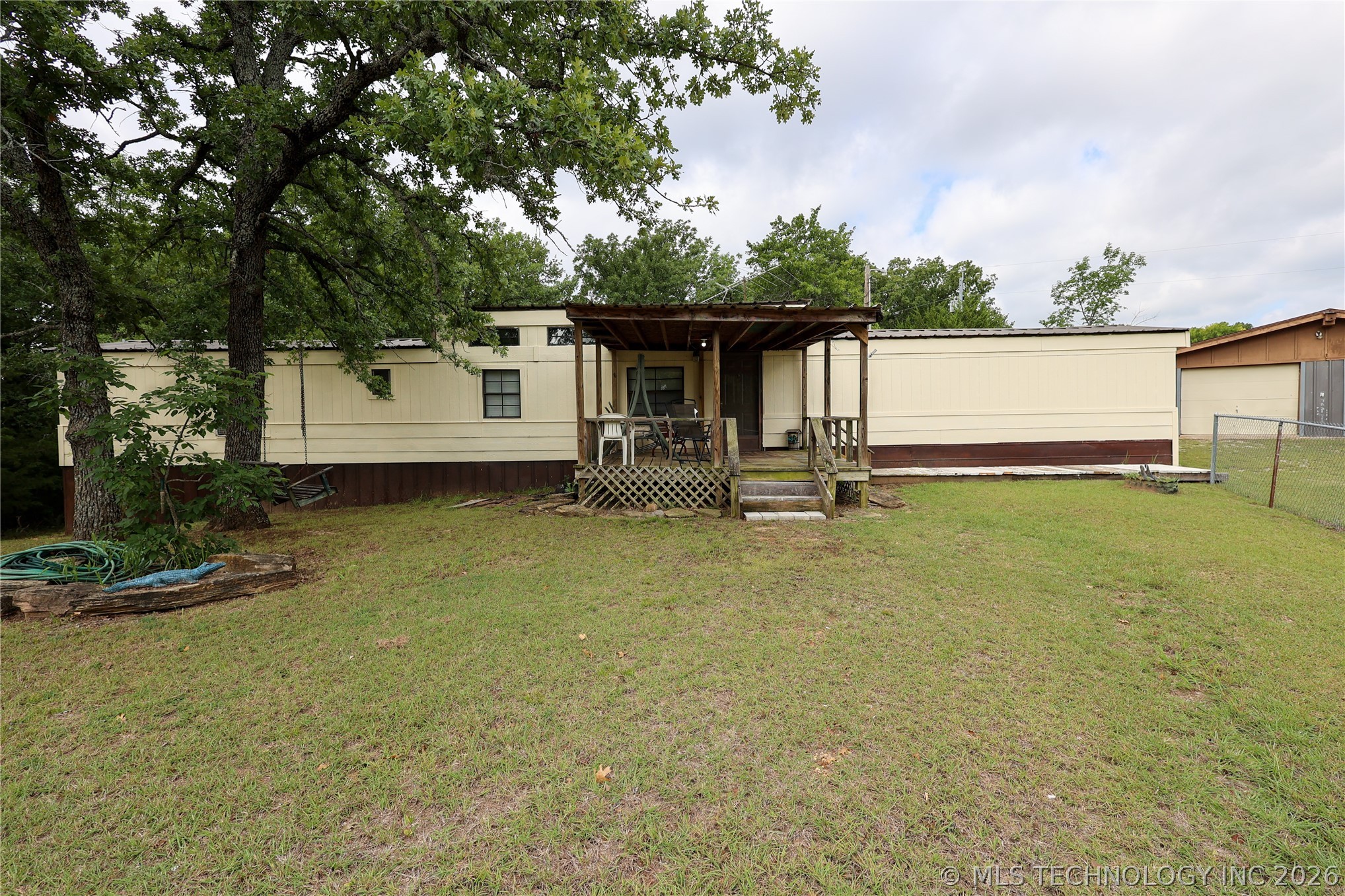 2766 Creek — photo