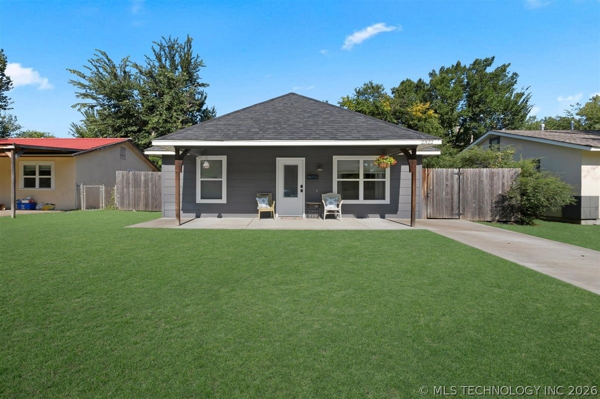 2322 S Cedar Street — photo