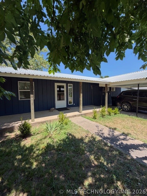 605 N Maytubby Street — photo