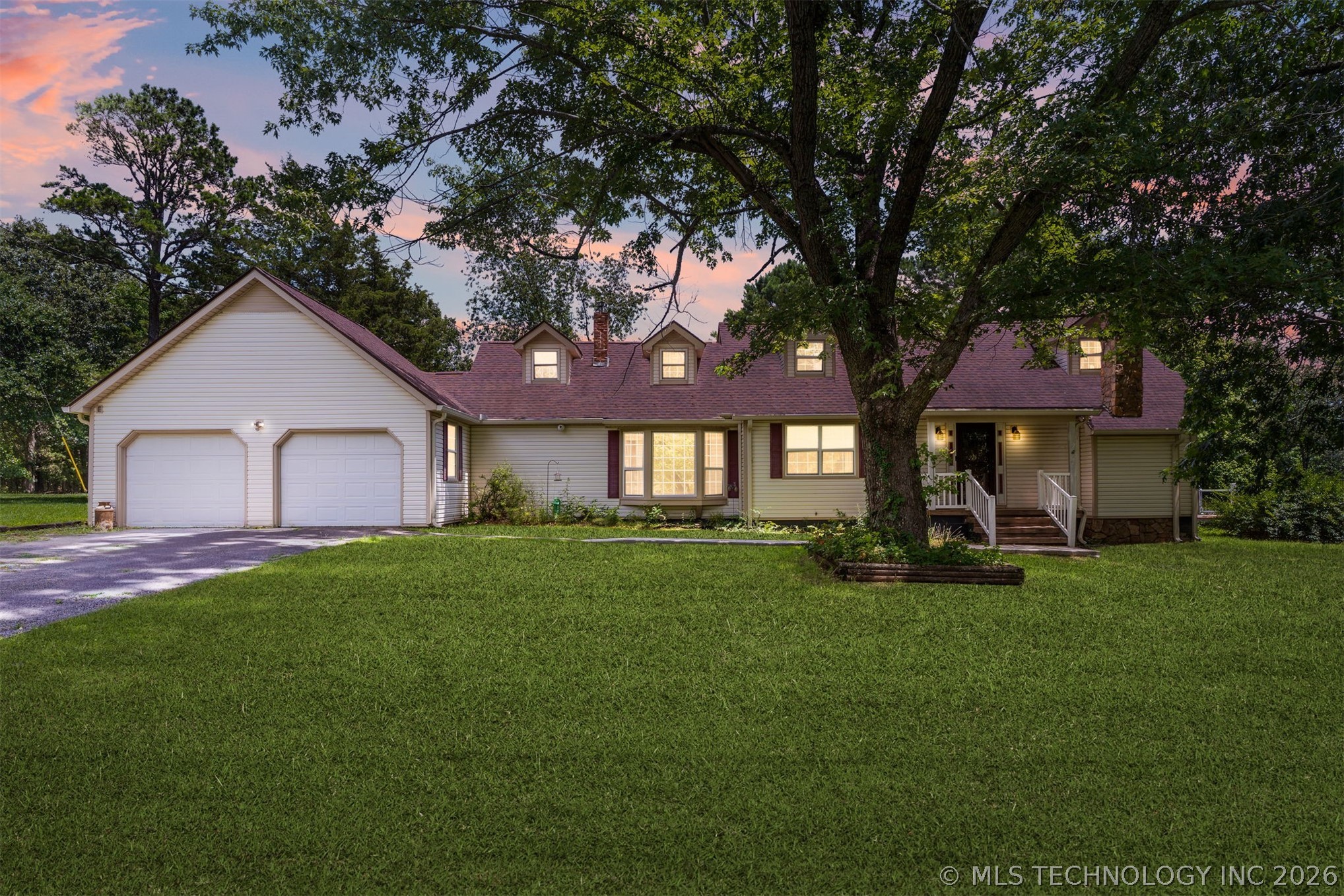 55628 S 600 Road — photo