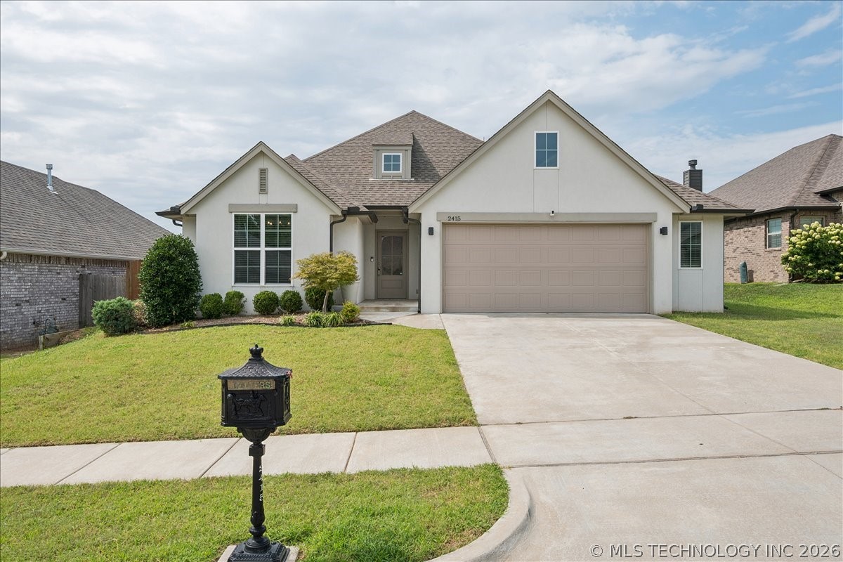 2415 W Kingsport Court S — photo