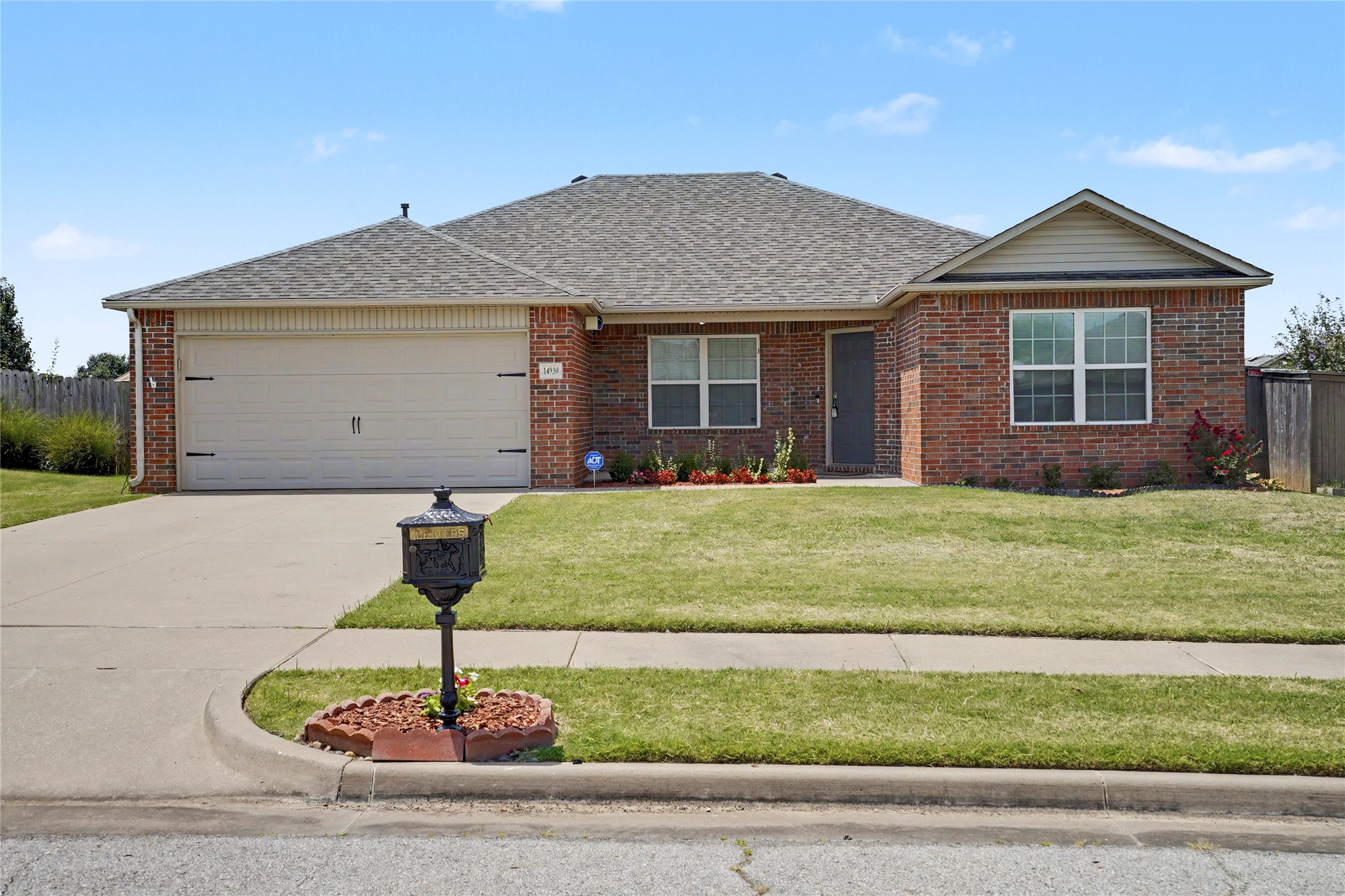 14930 S Pin Oak Street — photo