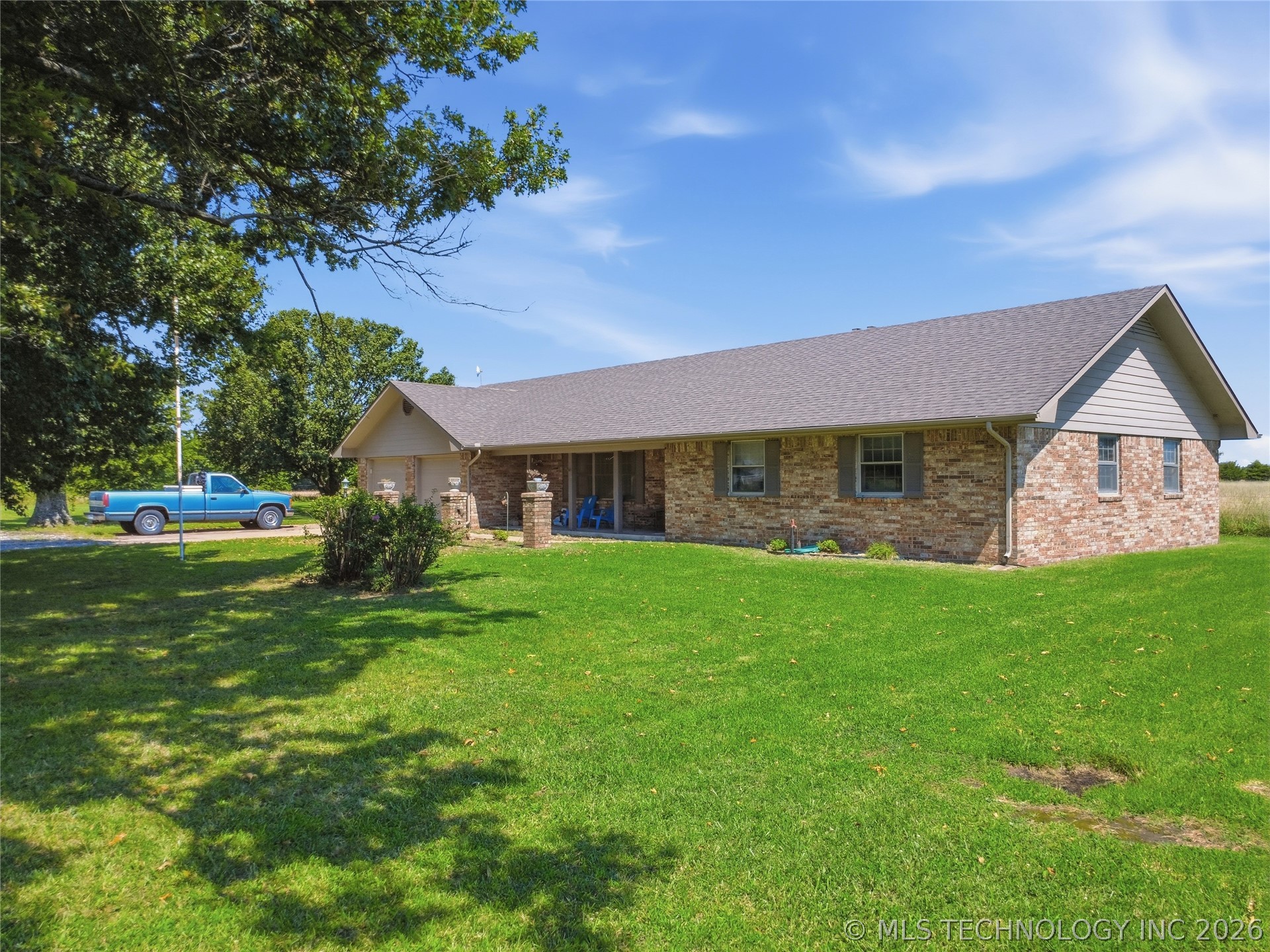 401 E 500, Pryor, OK 74361 — photo 2