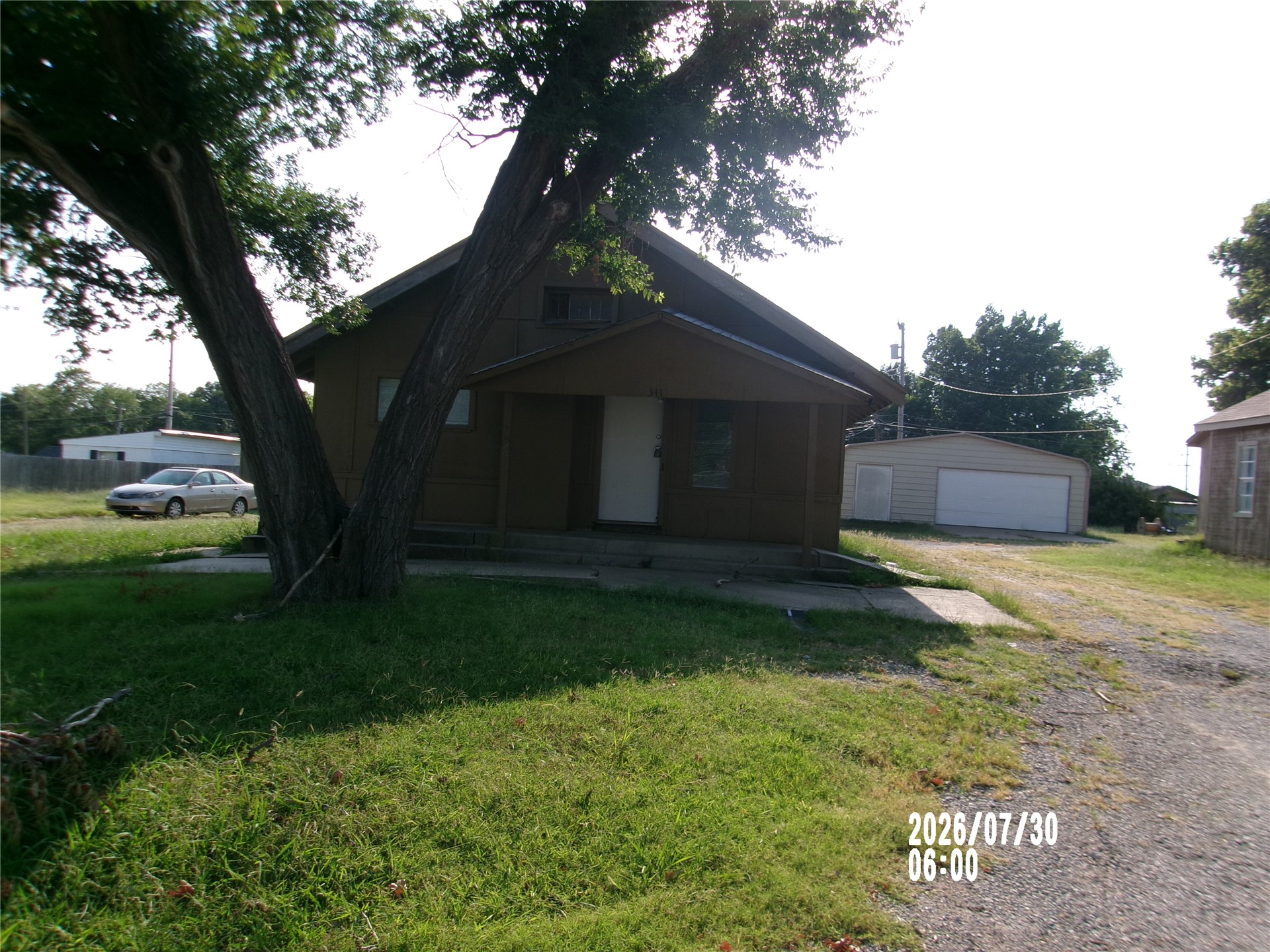 341 NE Debell Avenue — photo