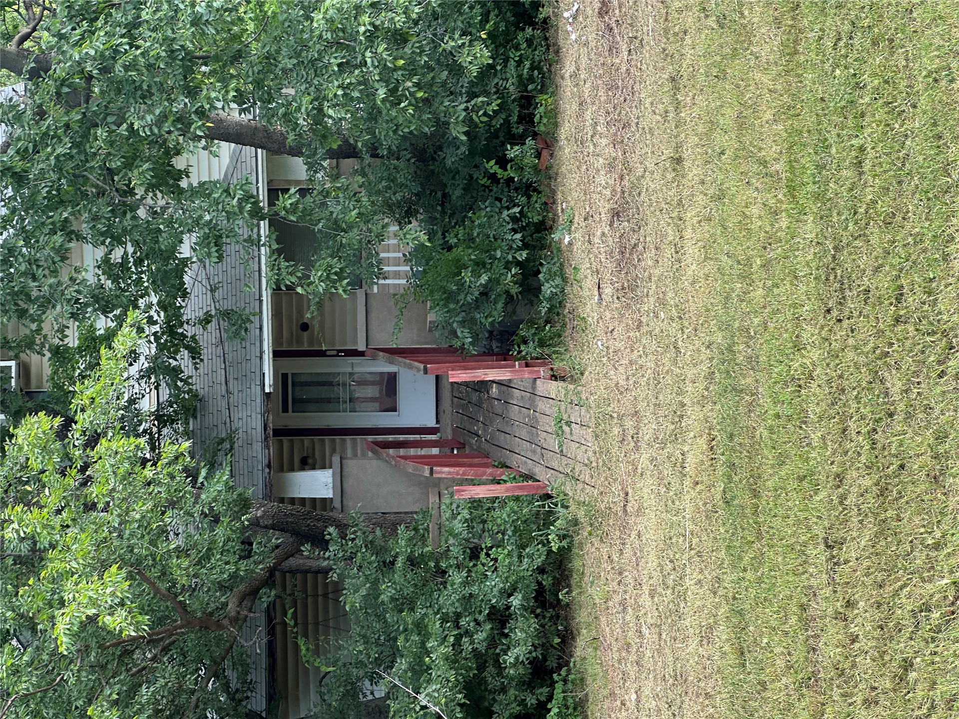 165 W 2nd Street — photo