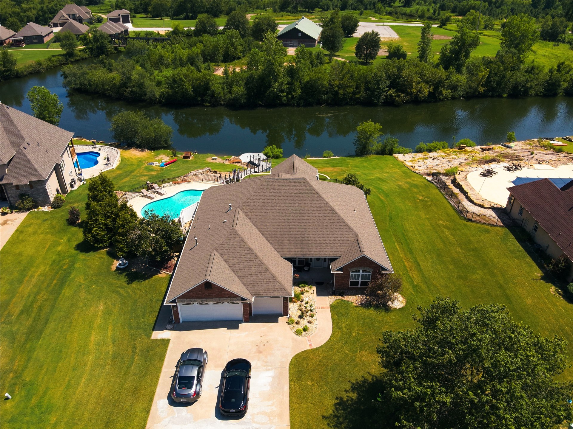 8220 Overlook Trail — photo