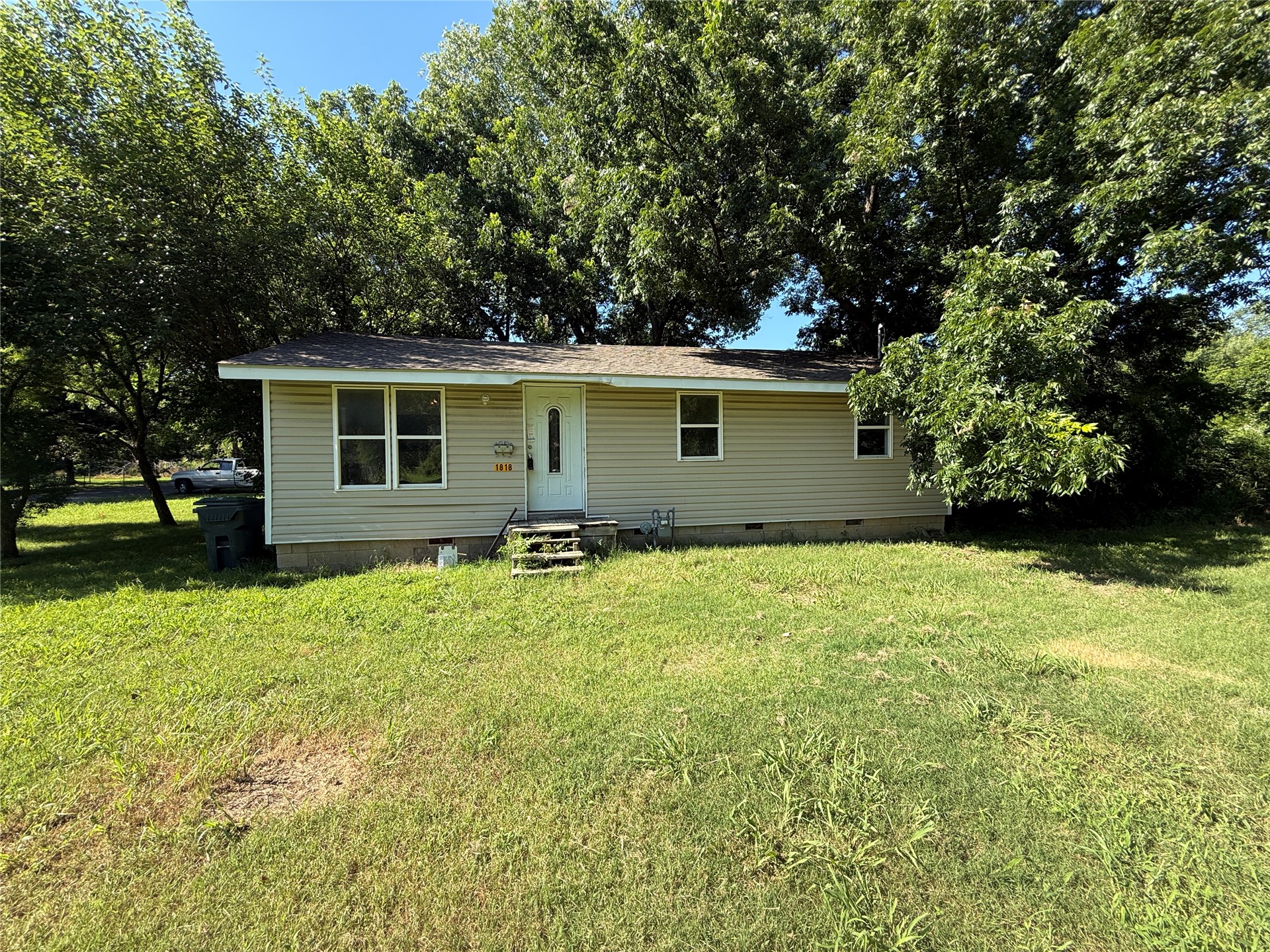 1818 W Martin Luther King Street — photo