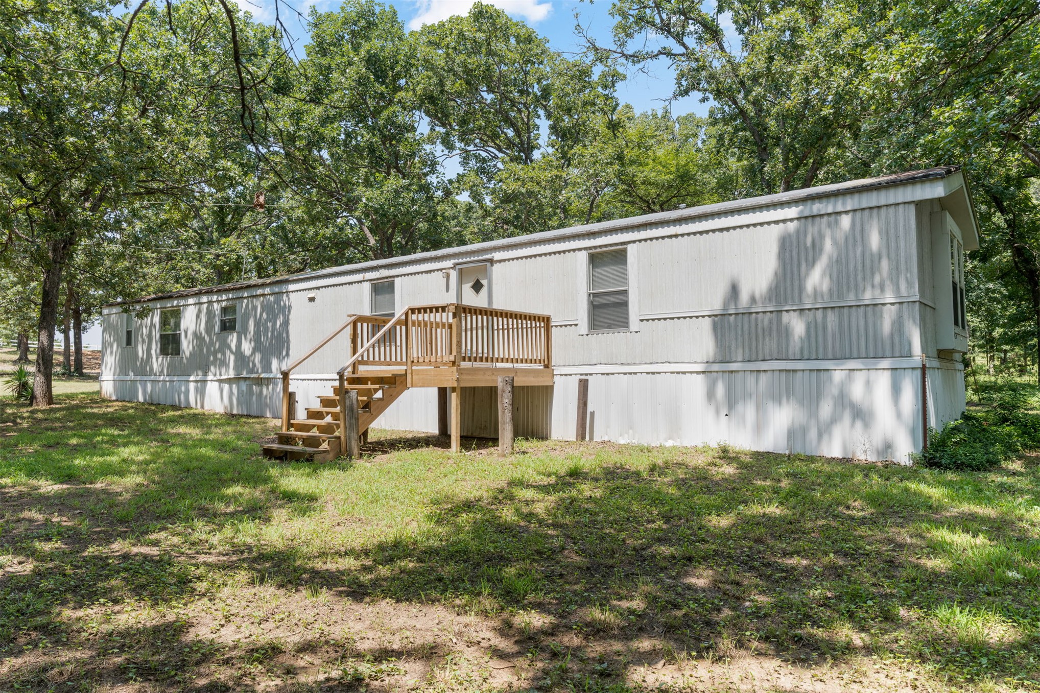 16122 S Maple Drive — photo