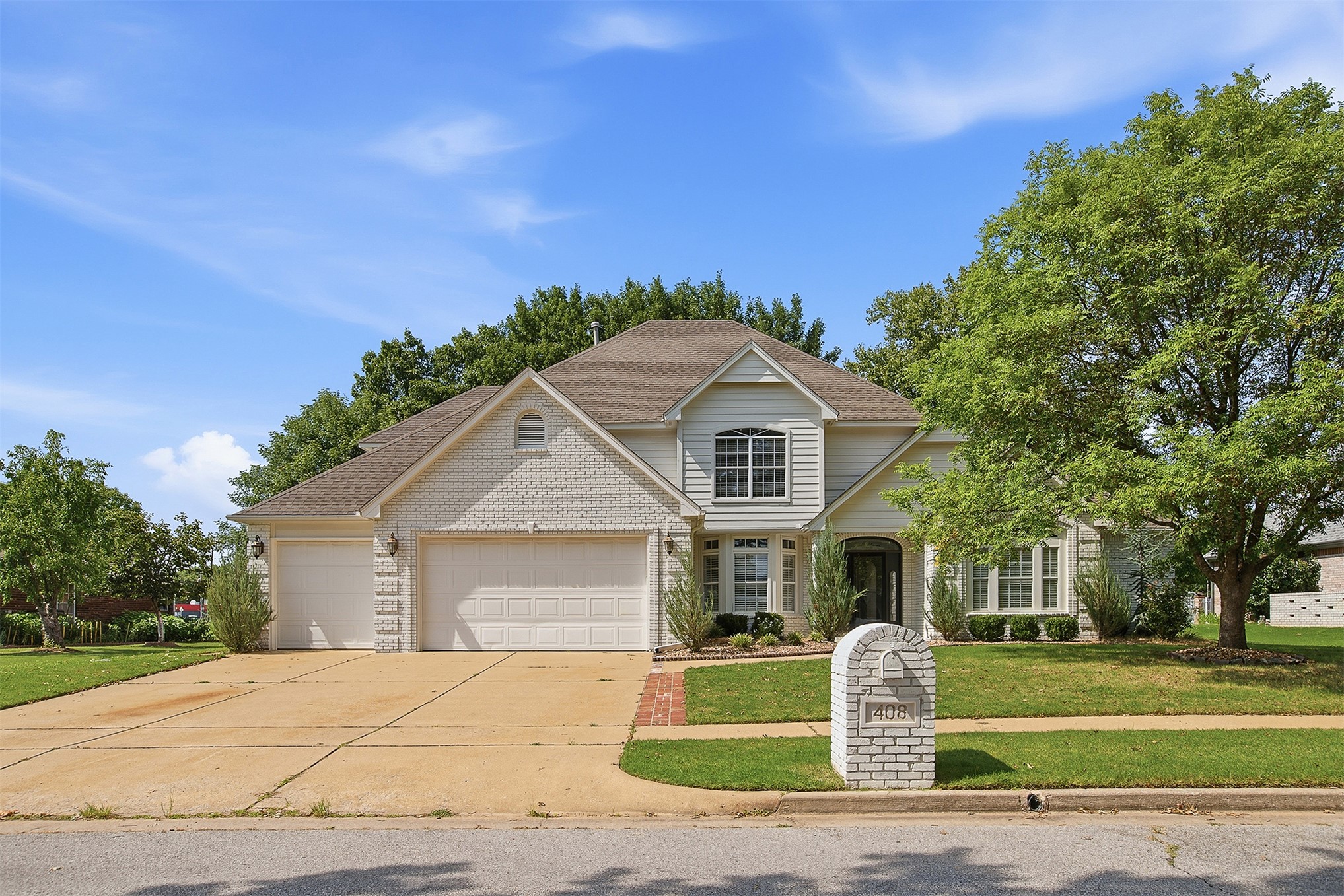408 W Fairway Court — photo