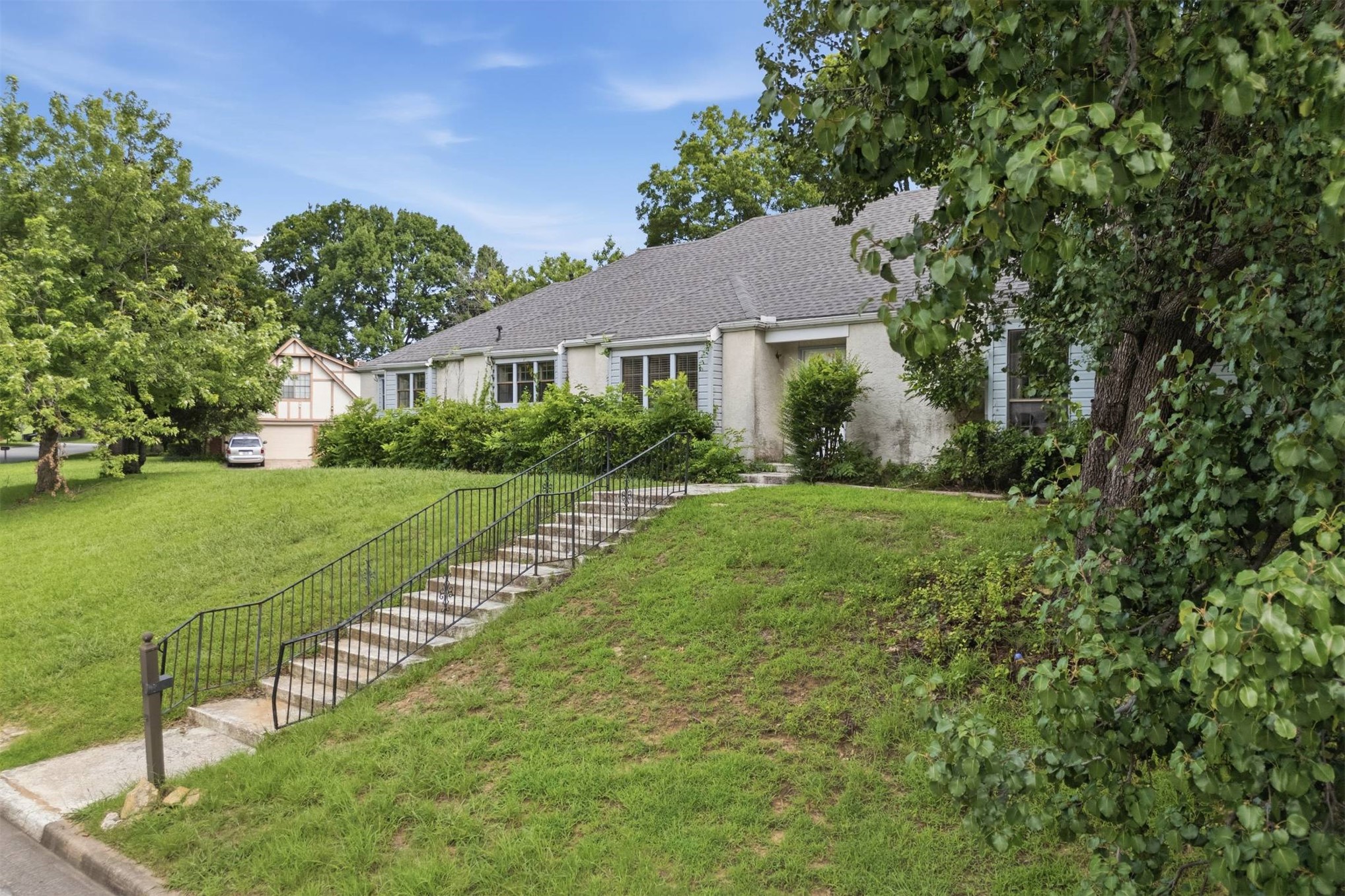 6209 E 75th Street, Tulsa, OK 74136 — photo 2