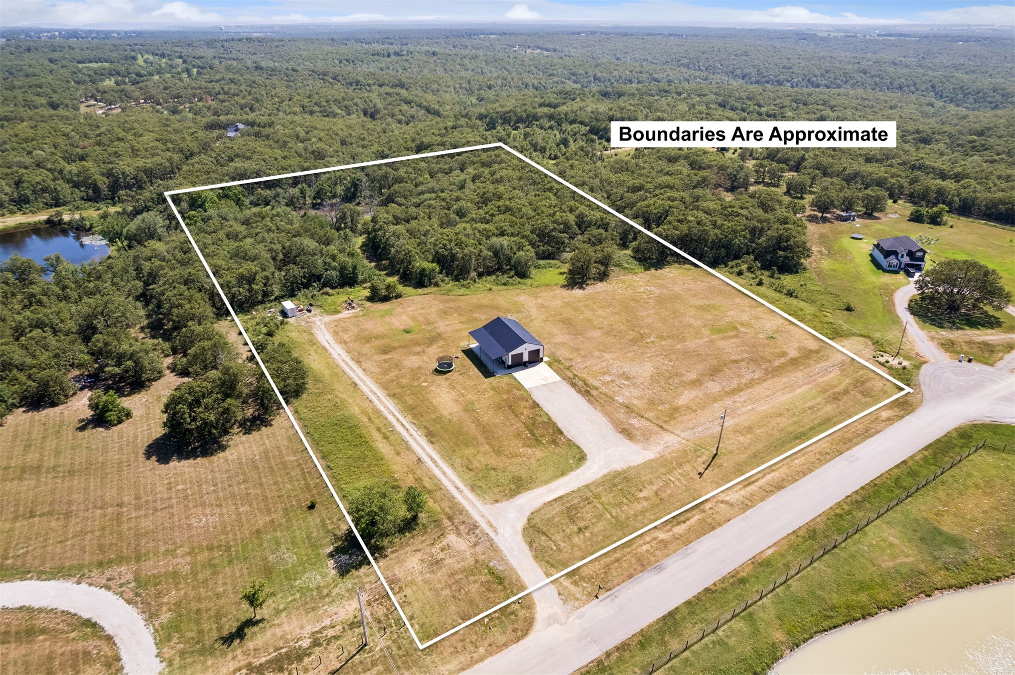 557 High Point Lane — photo