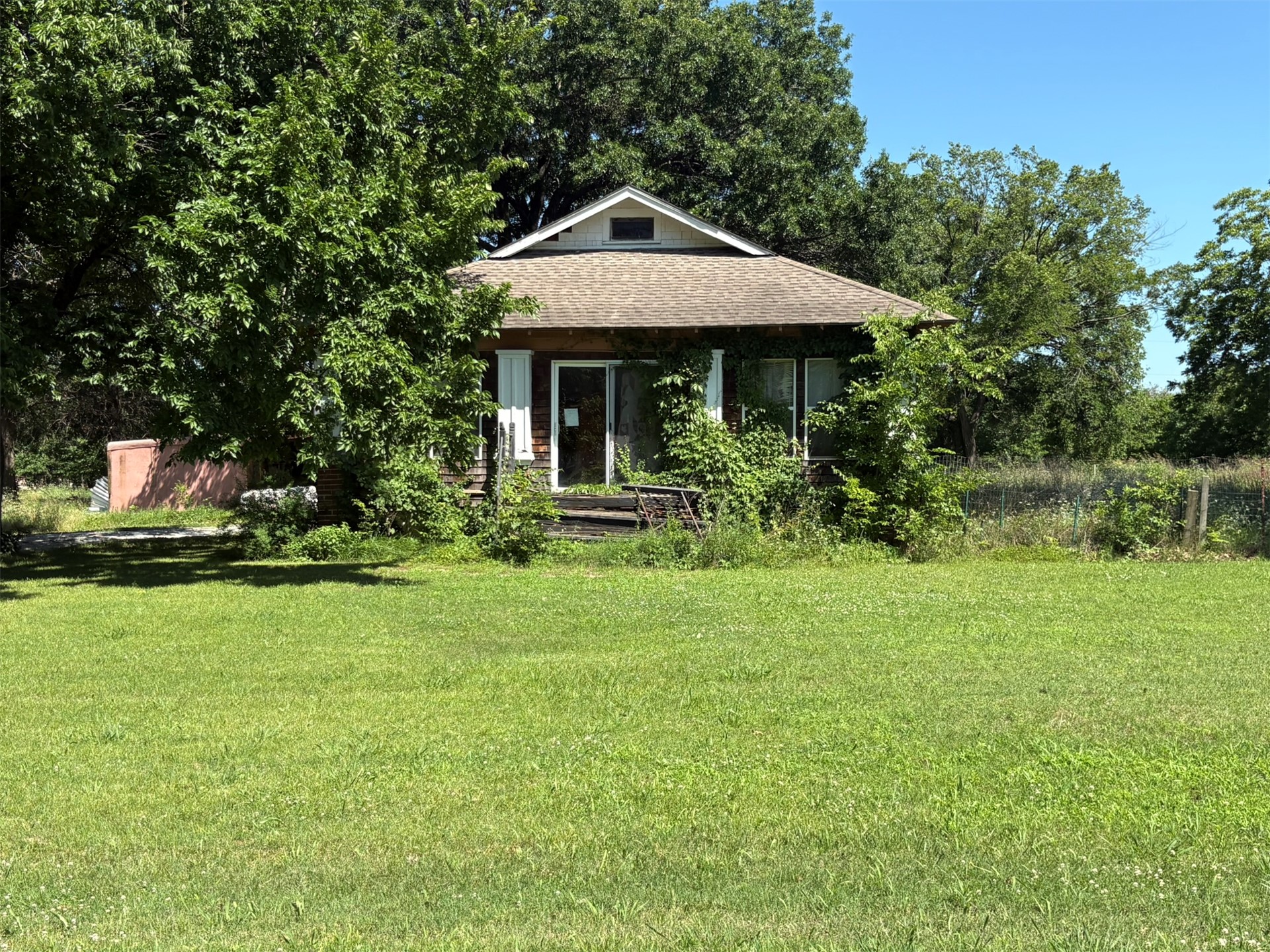 204 Olive Street — photo