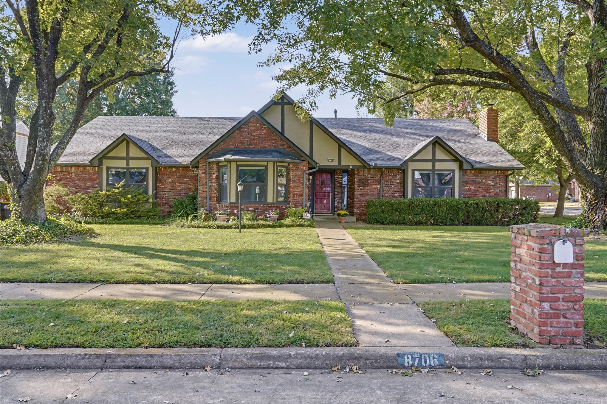 8706 E 109th Street — photo