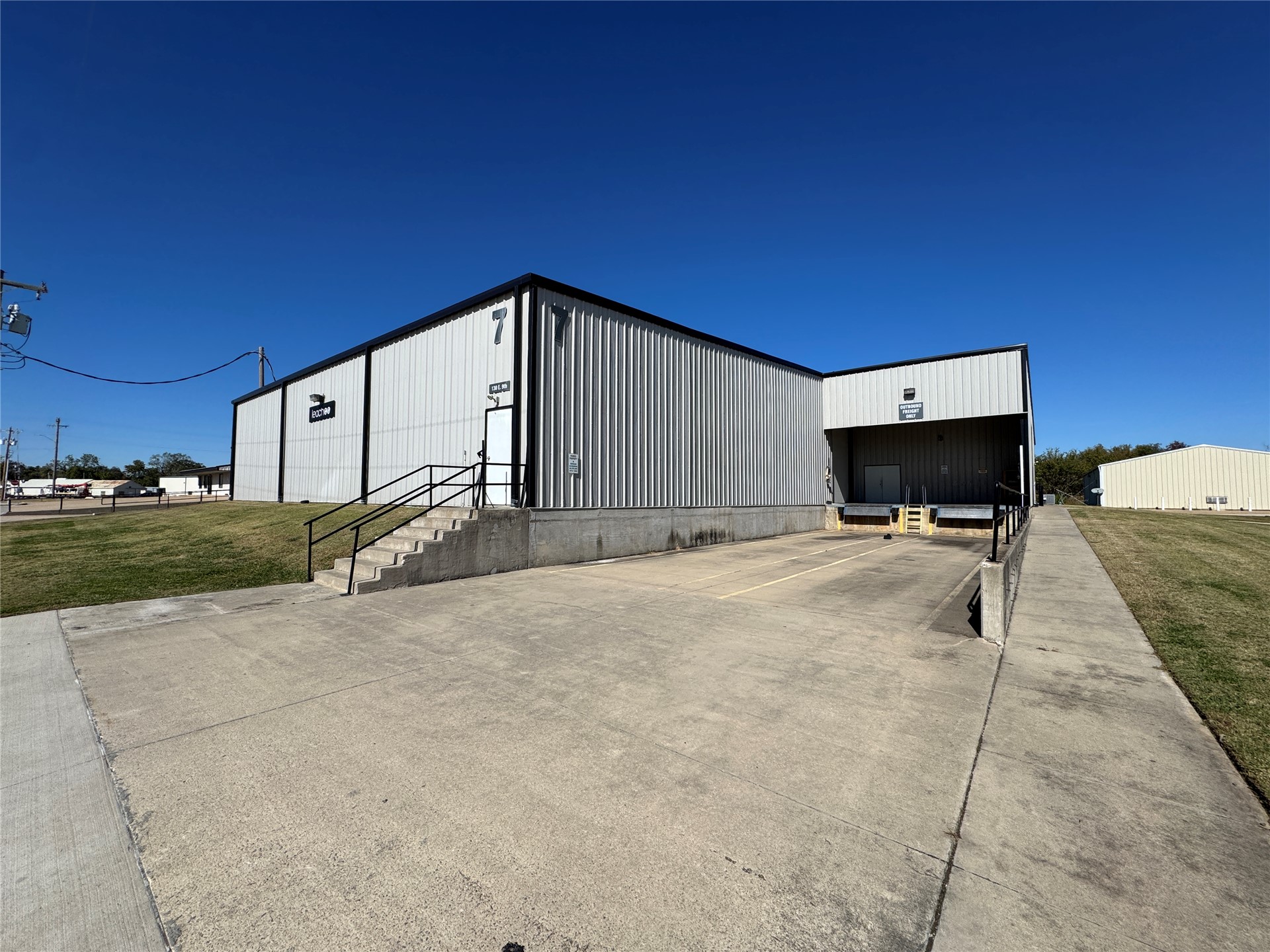 130 E 9th Street, Ada, OK 74820 — photo 3