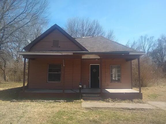1024 S C Street — photo