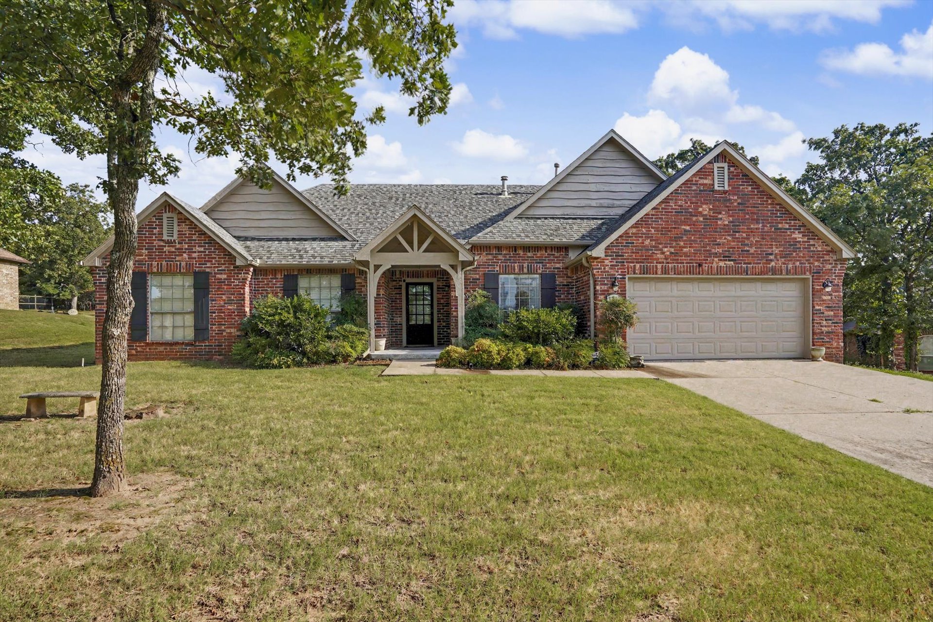 9279 Black Oak Lane — photo