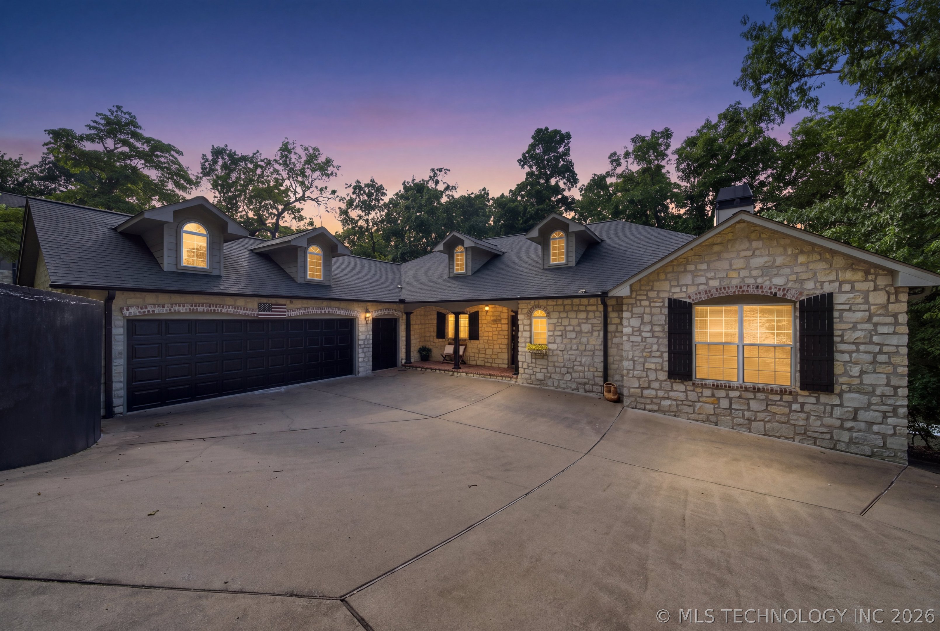 451411 Pheasant Circle — photo