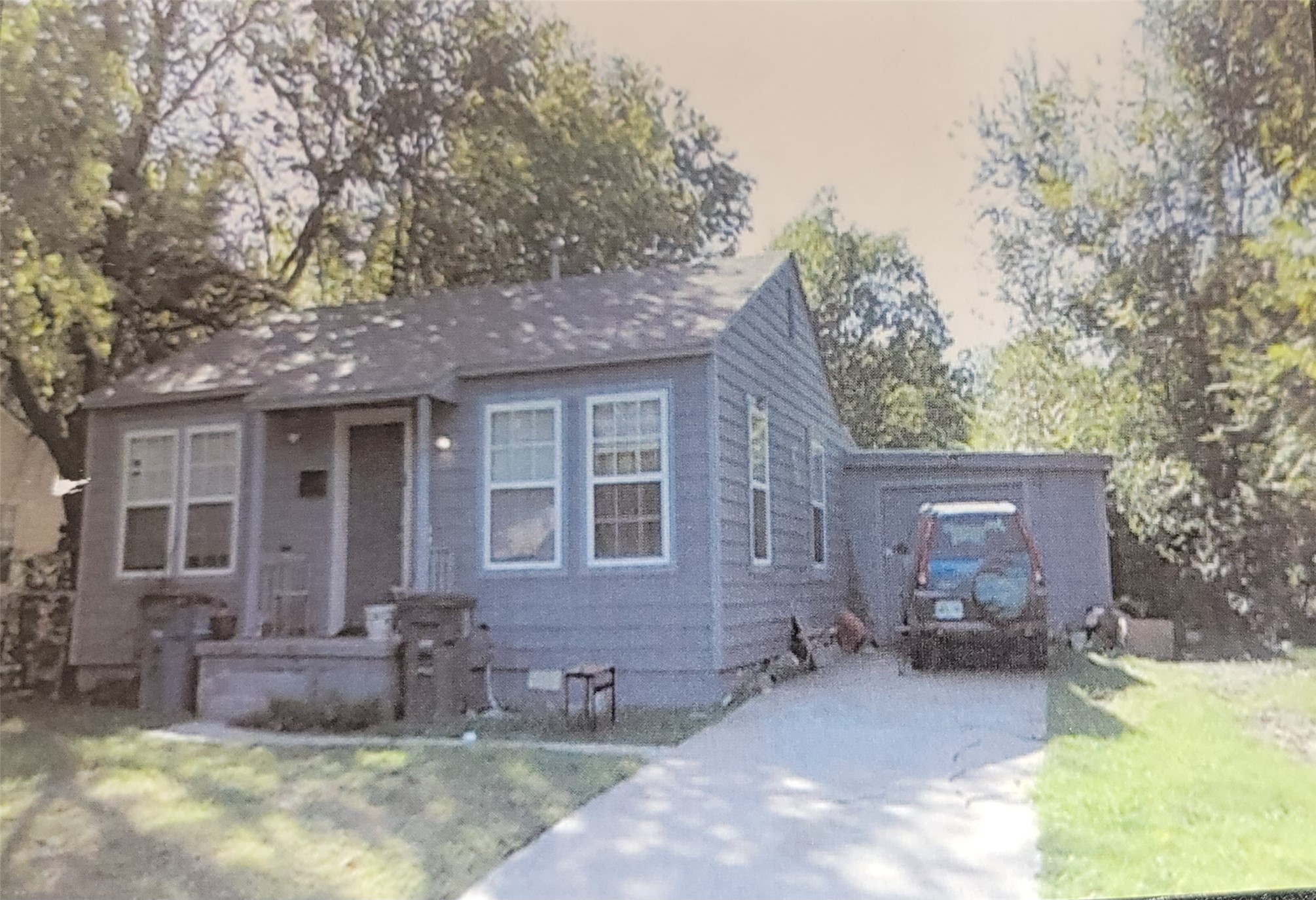 6712 E Newton Street — photo