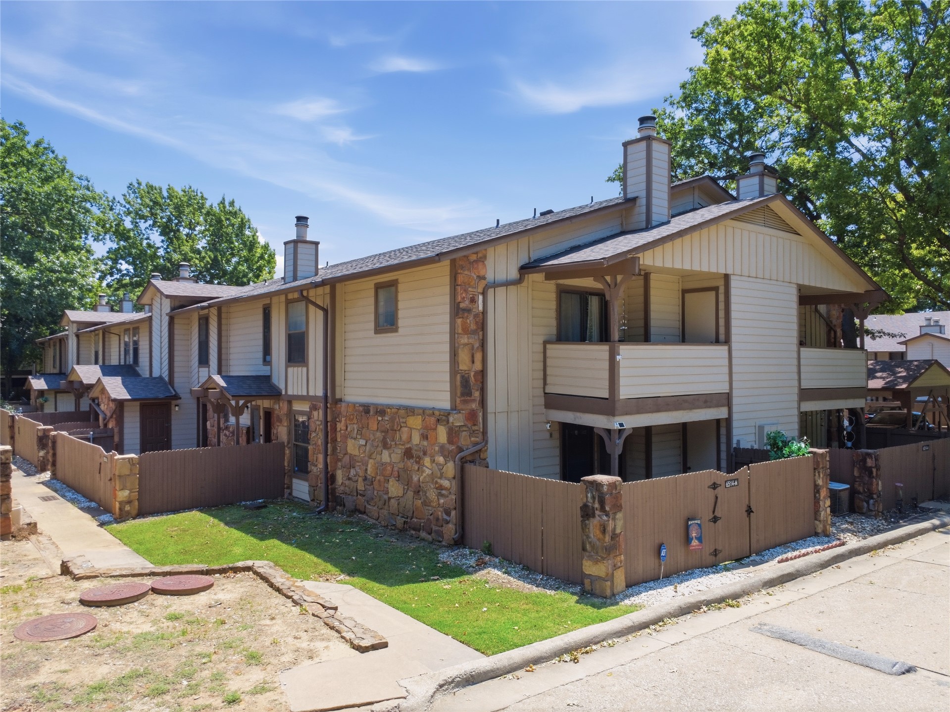 6514 S Memorial Drive #J — photo