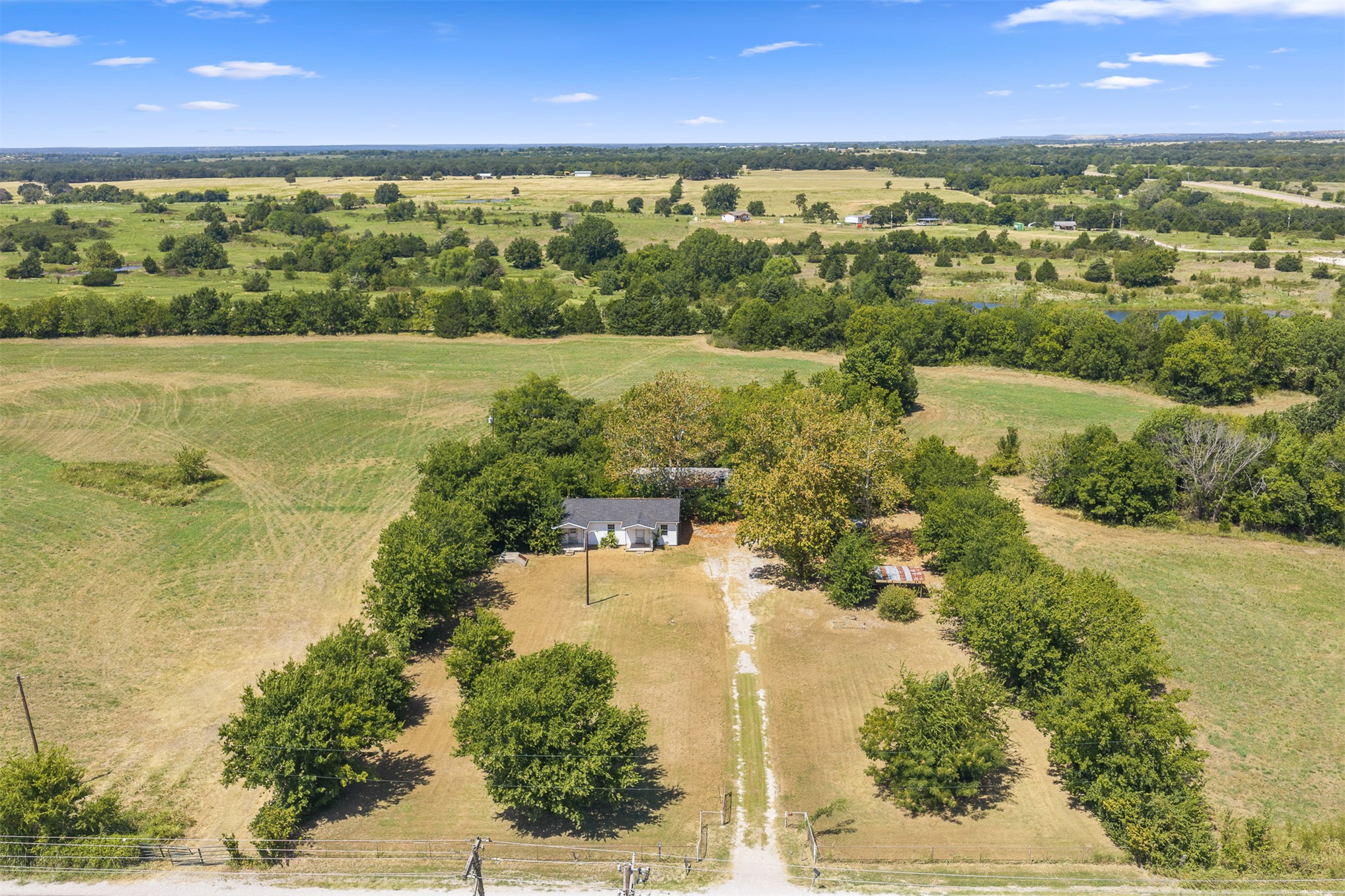 226 Happy Trails Road — photo