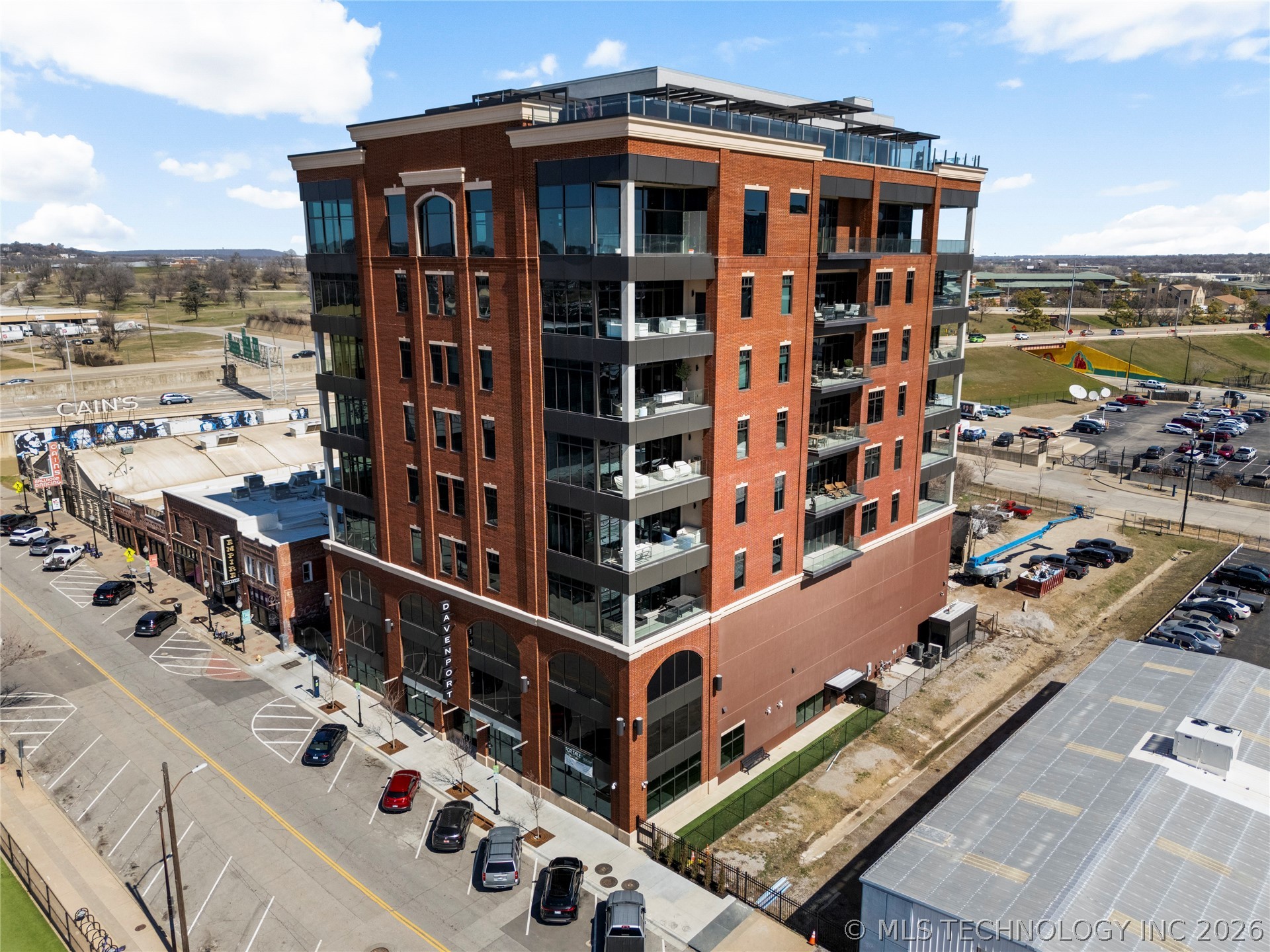 405 N Main Street 7E — photo