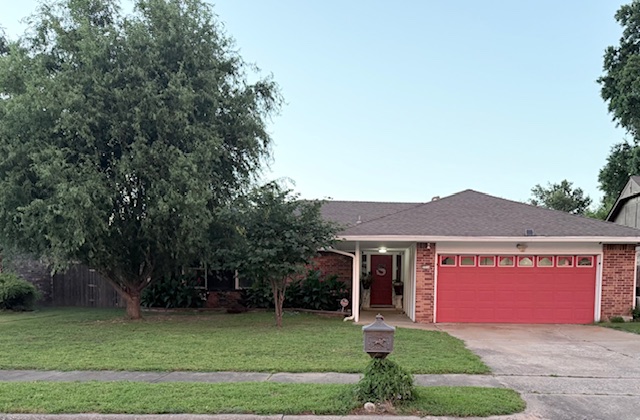 2220 W Louisville Street — photo