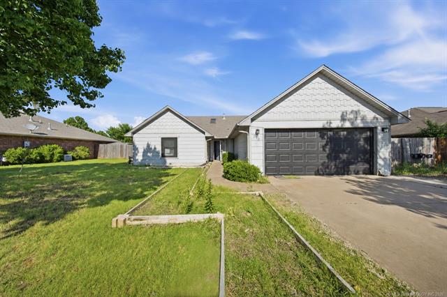 319 Mockingbird — photo