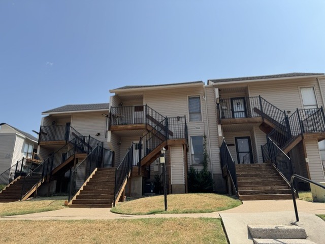 121 Falconhead W D — photo