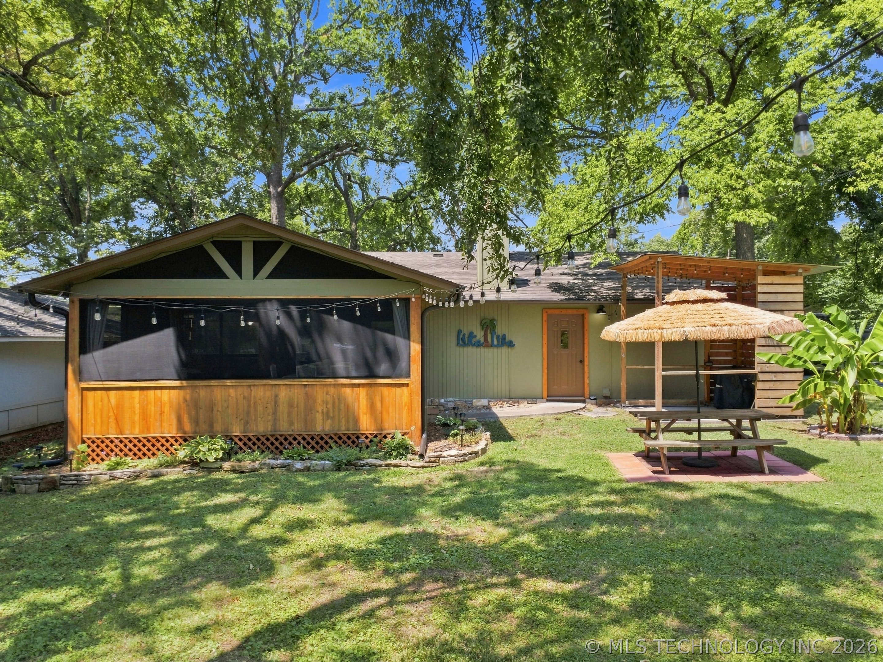 35700 Grand Point — photo