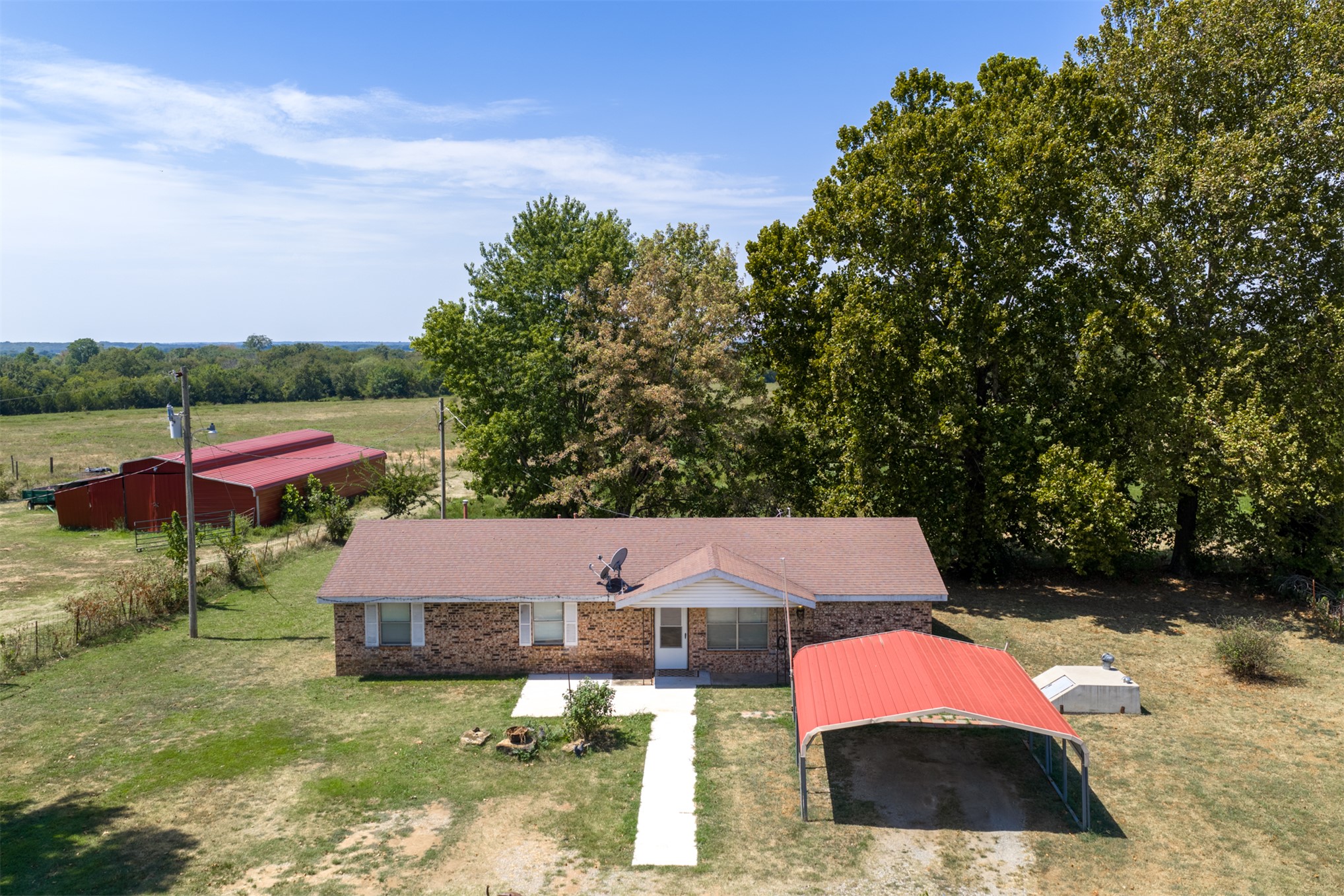 101151 Hwy 56 — photo
