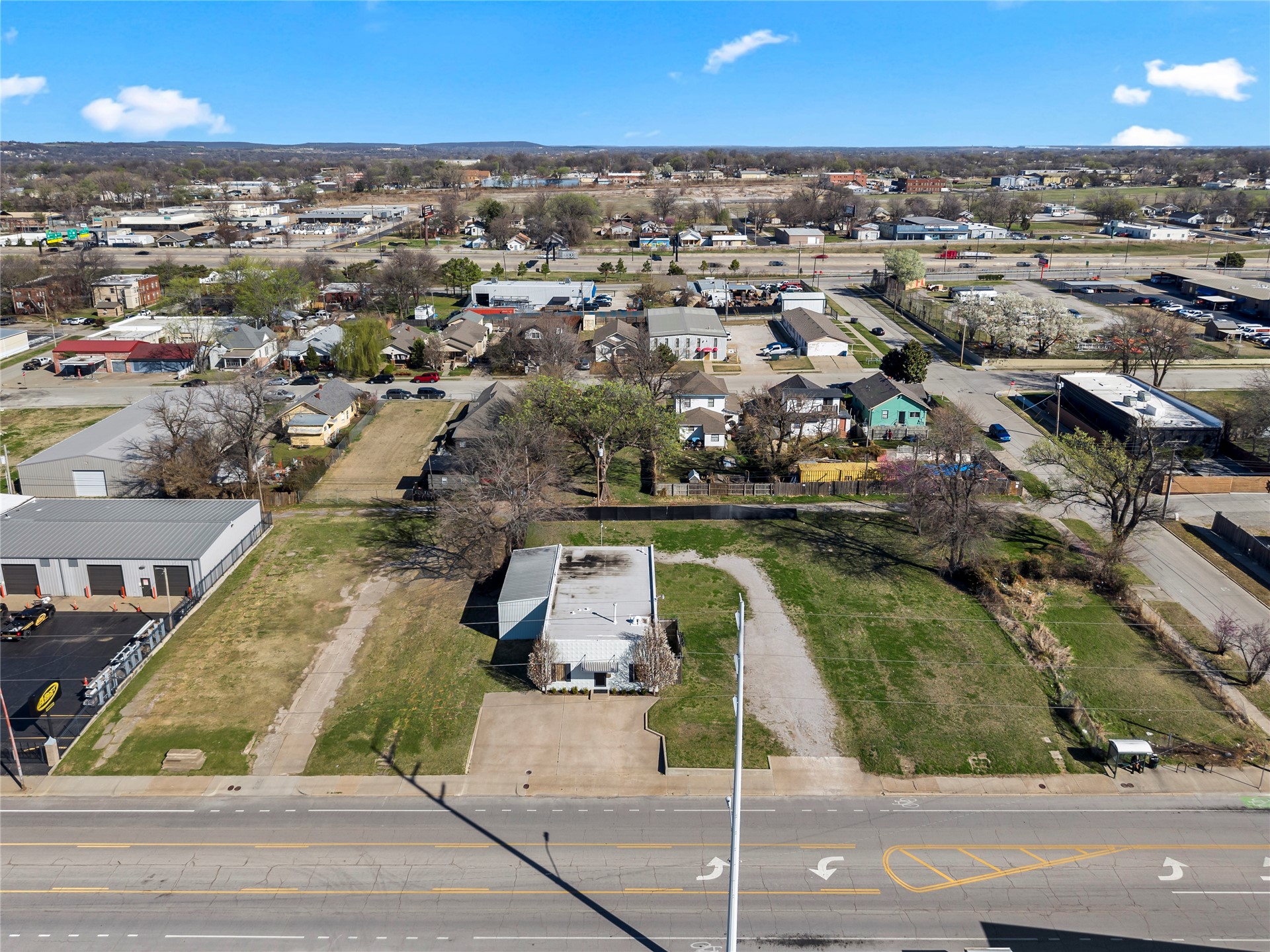 1431 E 3rd Street, Tulsa, OK 74120 — photo 2