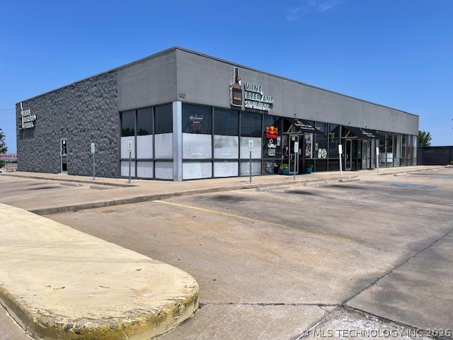 1427 N Country Club Road — photo