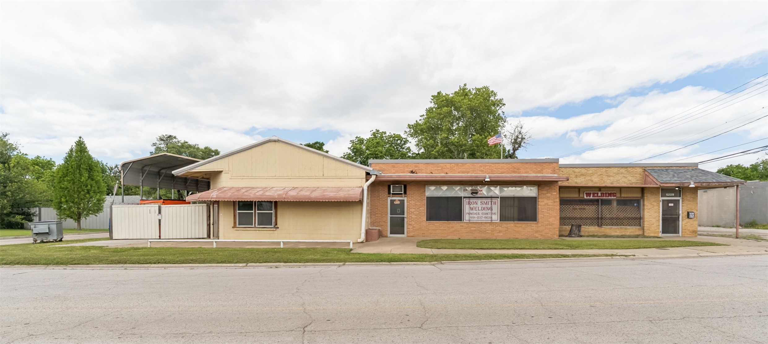 6205 E Tecumseh Street — photo